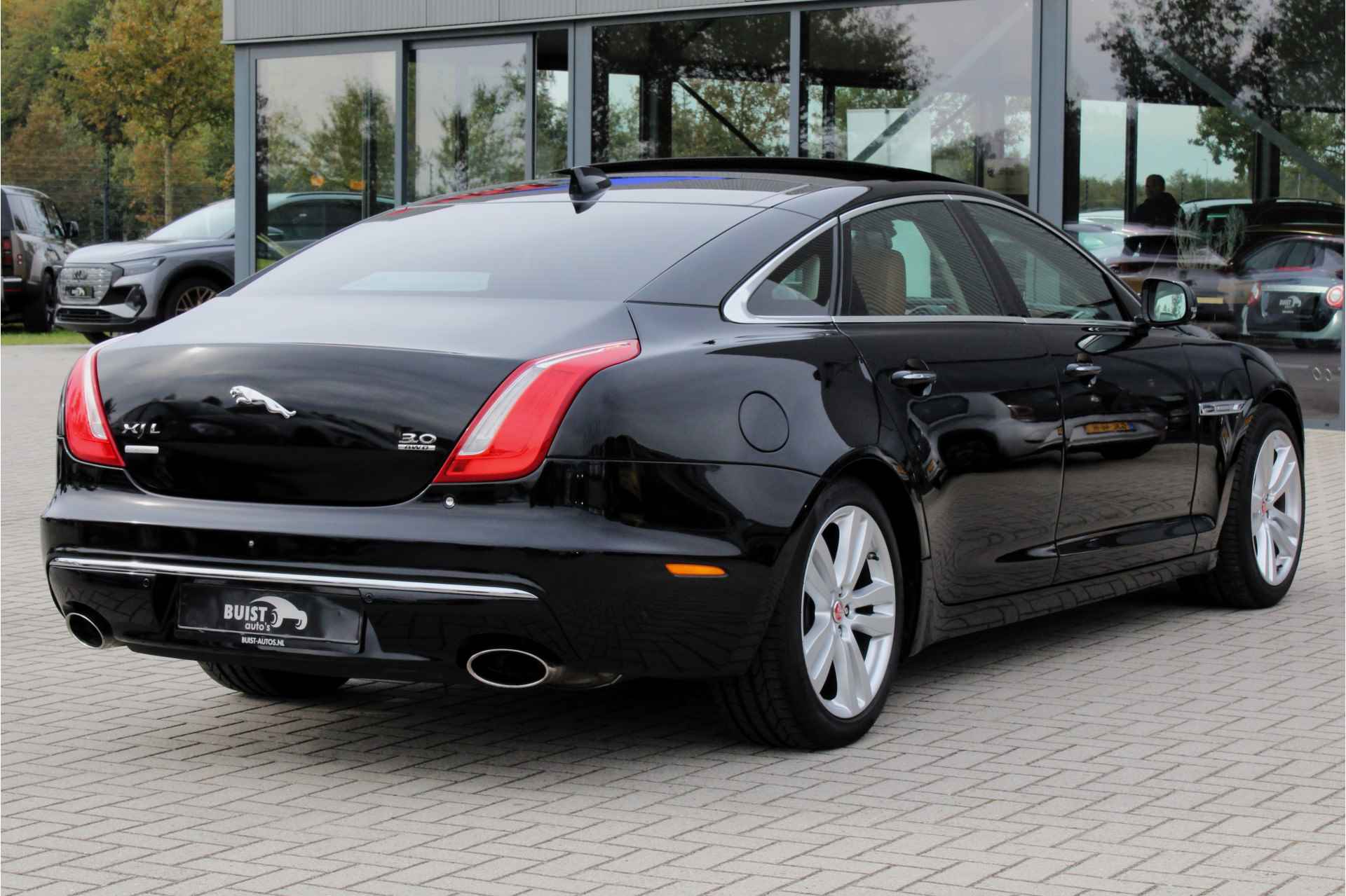 Jaguar XJ 3.0 V6 SC AWD Autobiography LWB UNIEK! NL-auto! 95545KM! - 2/57