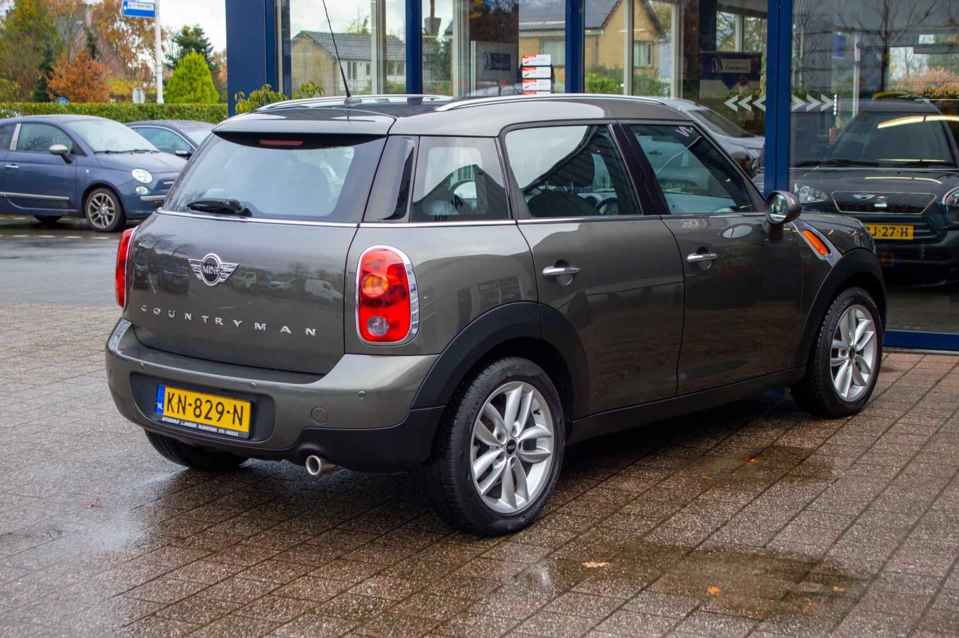 Mini Countryman 2.0 Cooper D Business Line Automaat | Prijs rijklaar incl. 12 mnd garantie | Lmv Pdc Airco Stoelverw USB Aux - 2/36