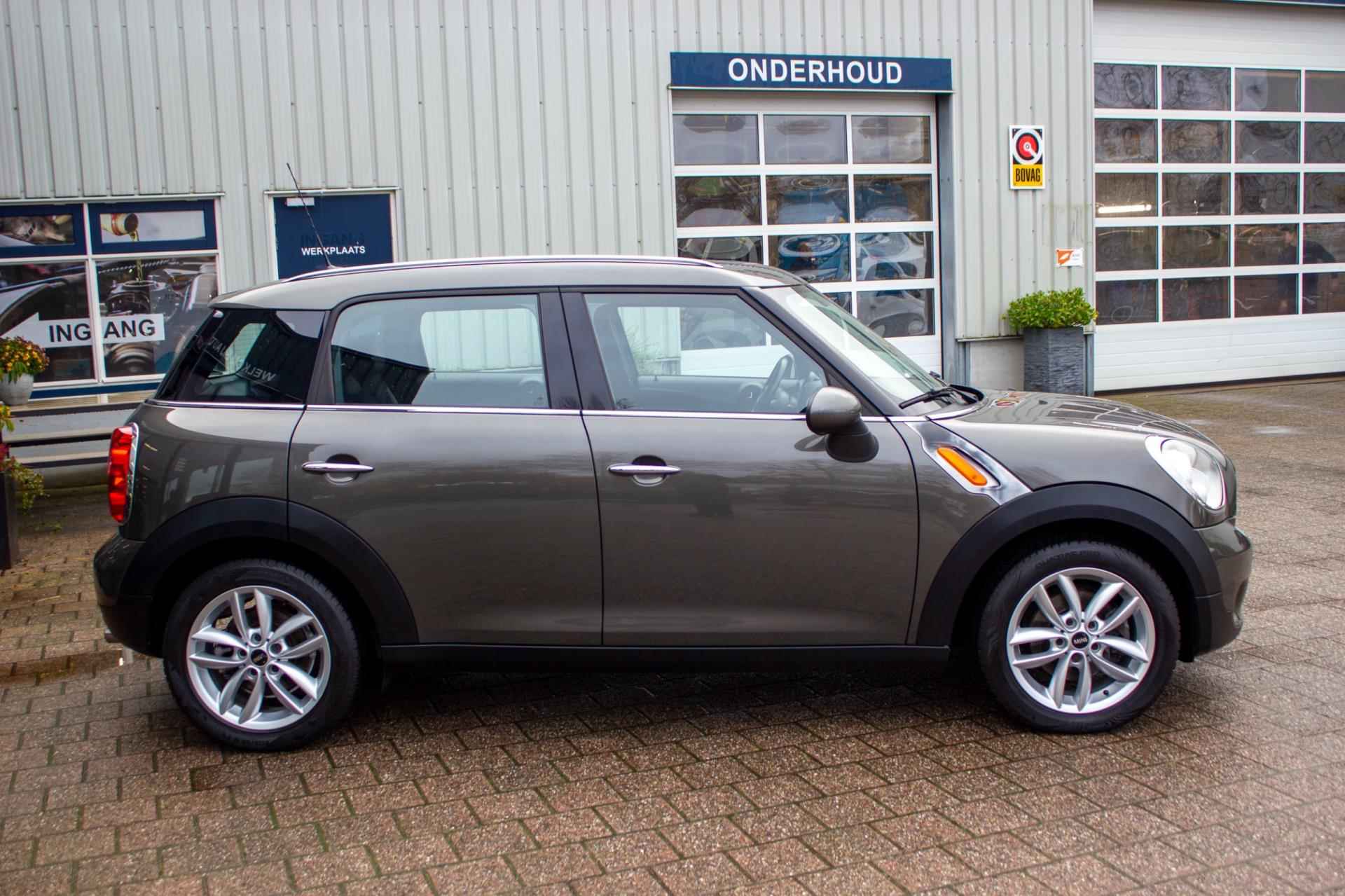 Mini Countryman 2.0 Cooper D Business Line Automaat | Prijs rijklaar incl. 12 mnd garantie | Lmv Pdc Airco Stoelverw USB Aux - 9/36