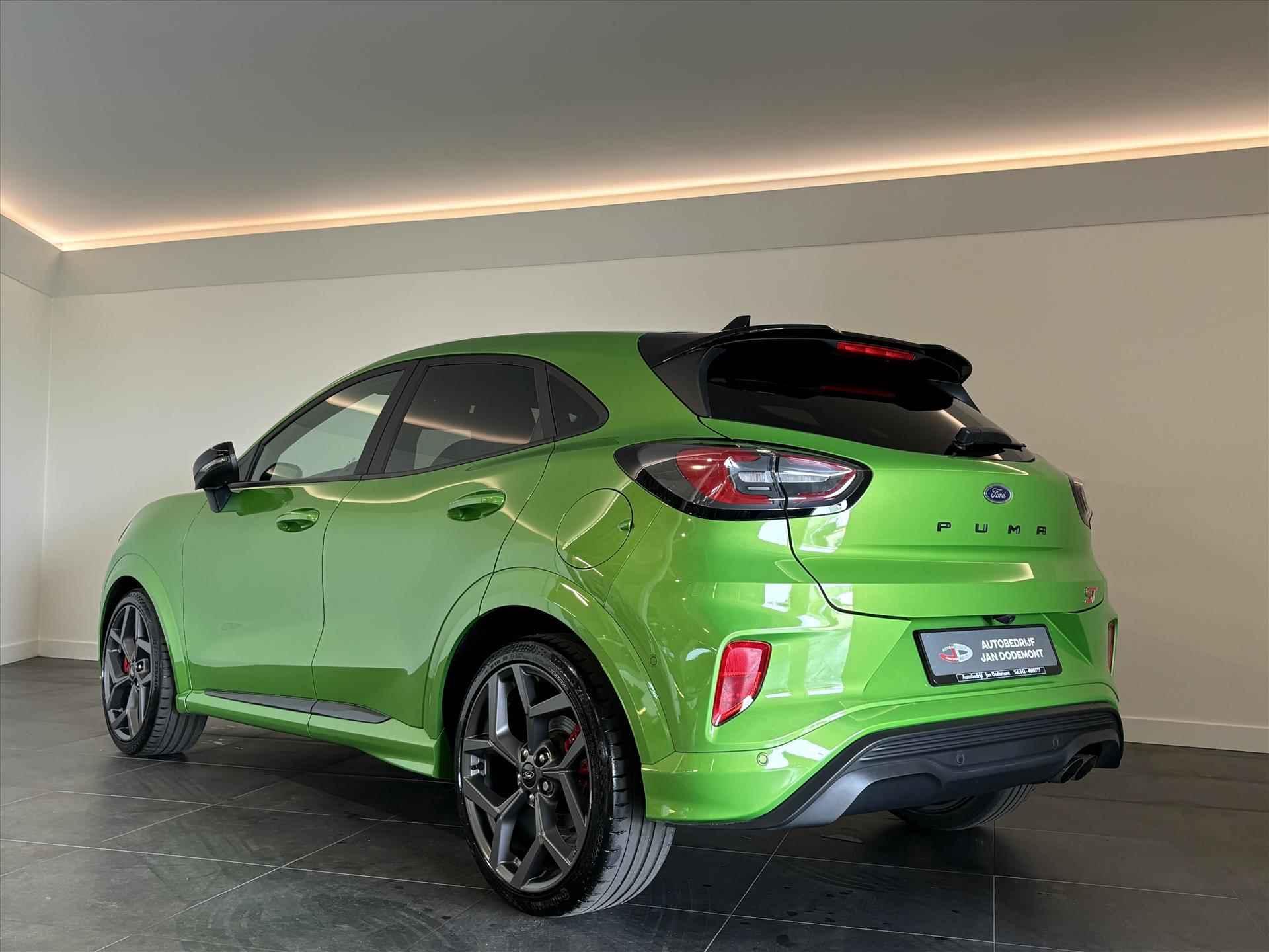 Ford Puma 1.5 Ecoboost 200pk ST-X / Performance Pack / DAB+ /  B&O Soundsystem / Park Assist / Mean Green - 8/29