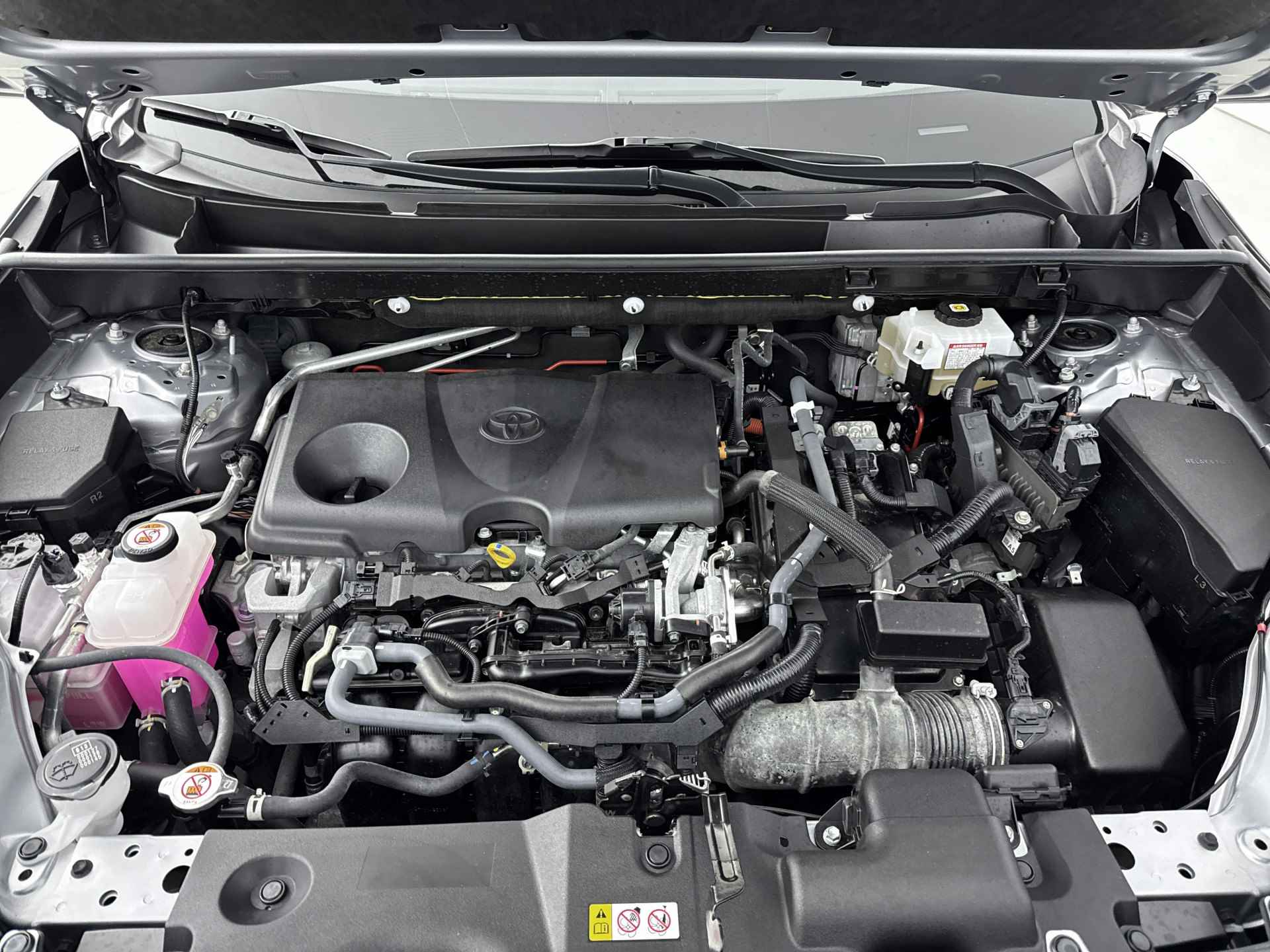 Toyota RAV4 2.5 Hybrid Active Limited | Parkeersensoren V+A | Apple Carplay / Android Auto | - 38/40