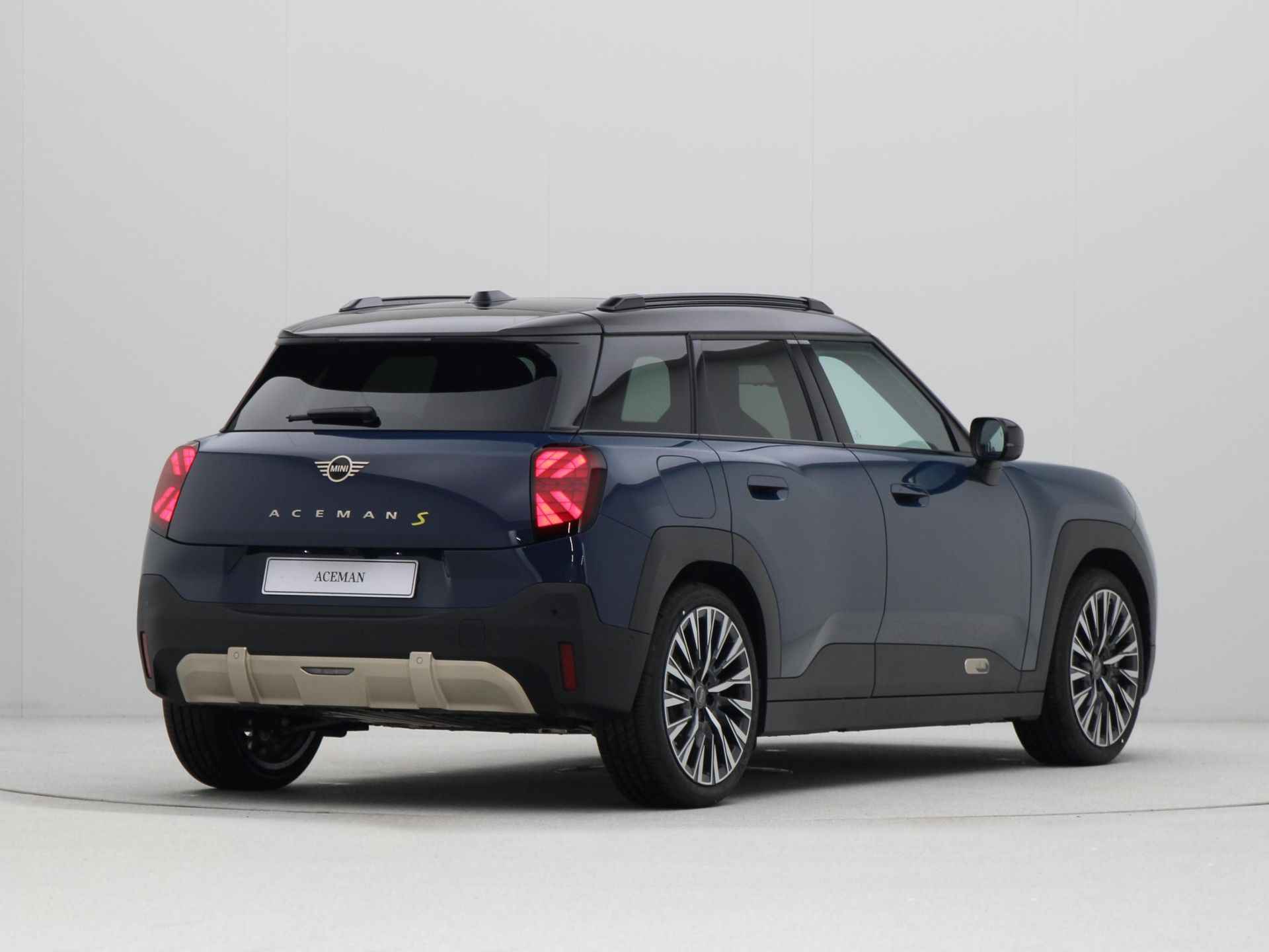 MINI Aceman SE Favoured Pakket XL PRIVATE LEASE EUR 615,- (48 mnd/10.000 km) - 9/22