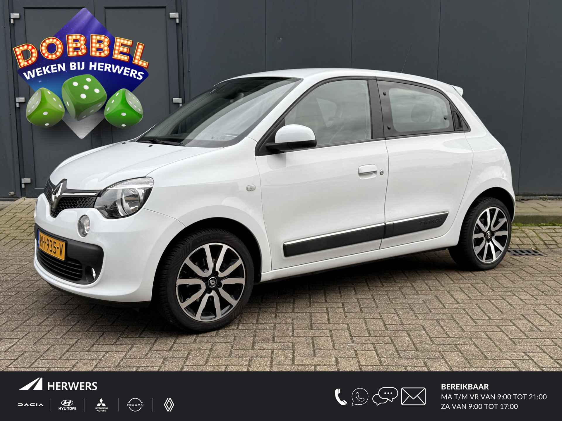 Renault Twingo 1.0 SCe Intens Automaat / Airco / Navigatie / Achteruitrijcamera / Cruise Control / DAB / Sensoren Achter - 1/33