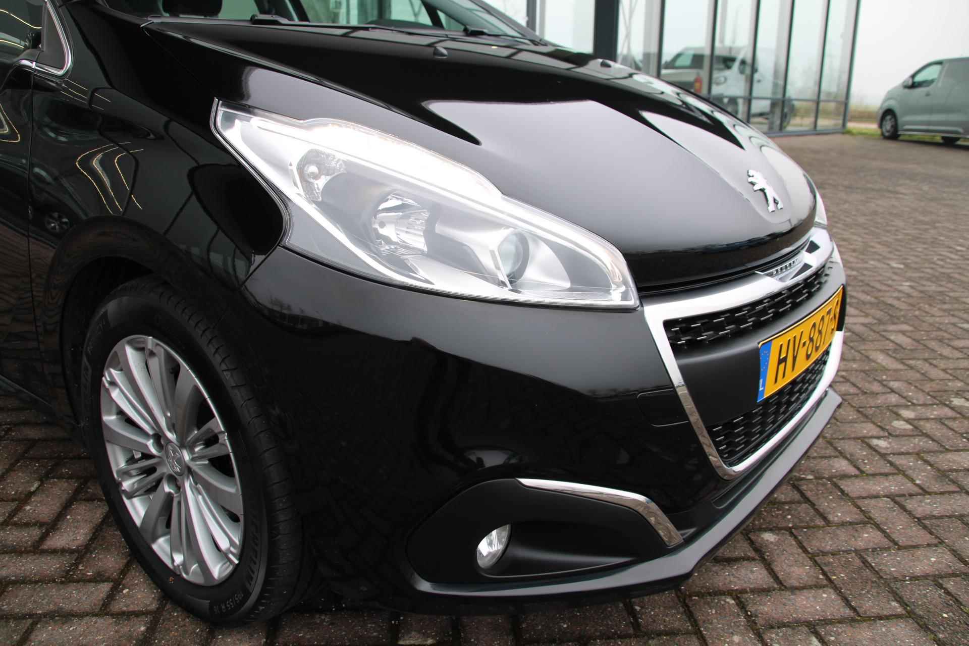 Peugeot 208 1.6 BlueHDi Blue Lease Executive 5-drs Airco Navi Let op 91150km 1e eig. Euro6 - 45/54