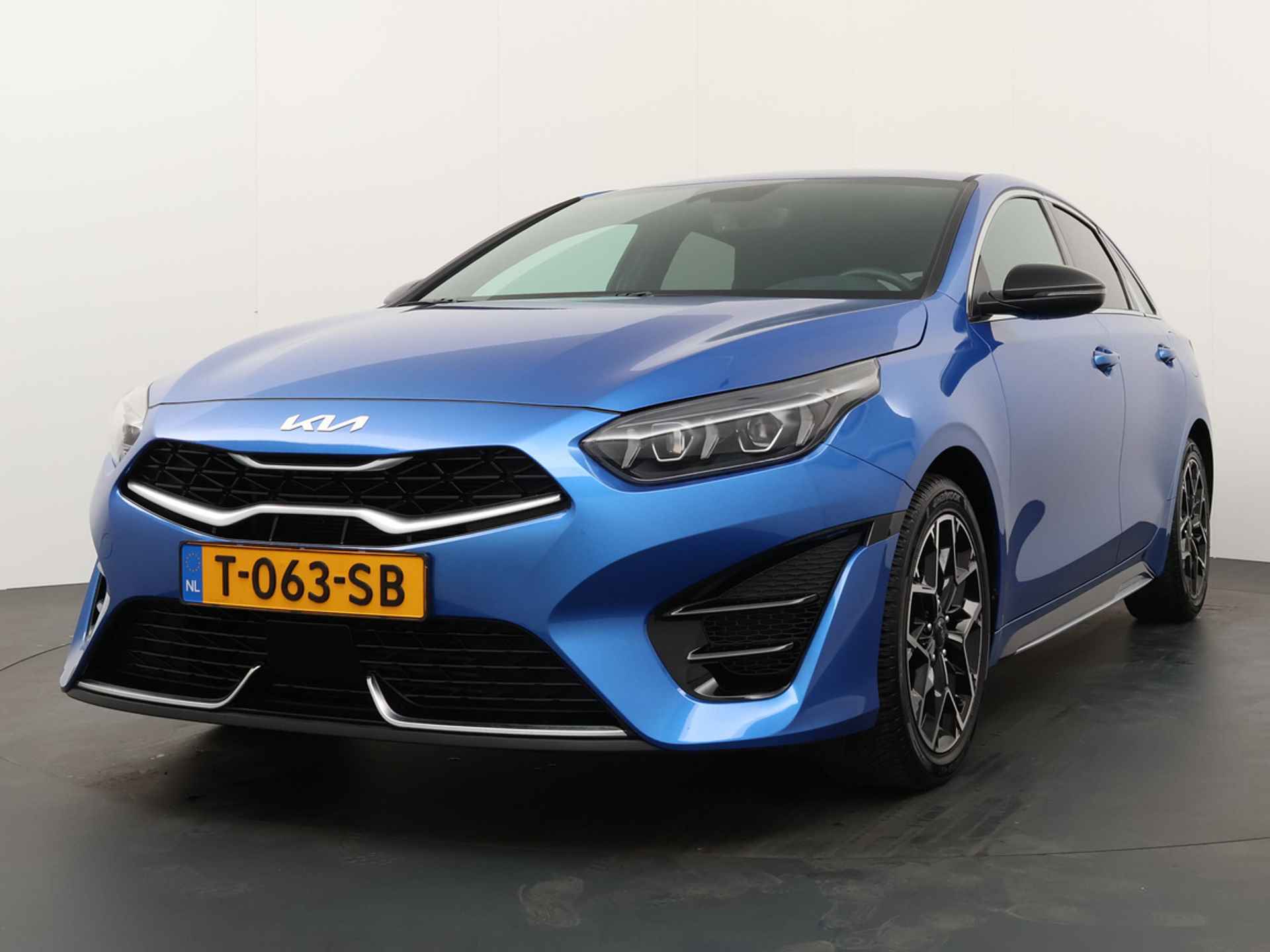 Kia ProCeed 1.5 T-GDi GT-Line LED Koplampen - Adaptief Cruise Control - Navigatie- Climate Control - Apple/Android Carplay - - Fabrieksgarantie tot 08-2030 - 3/47