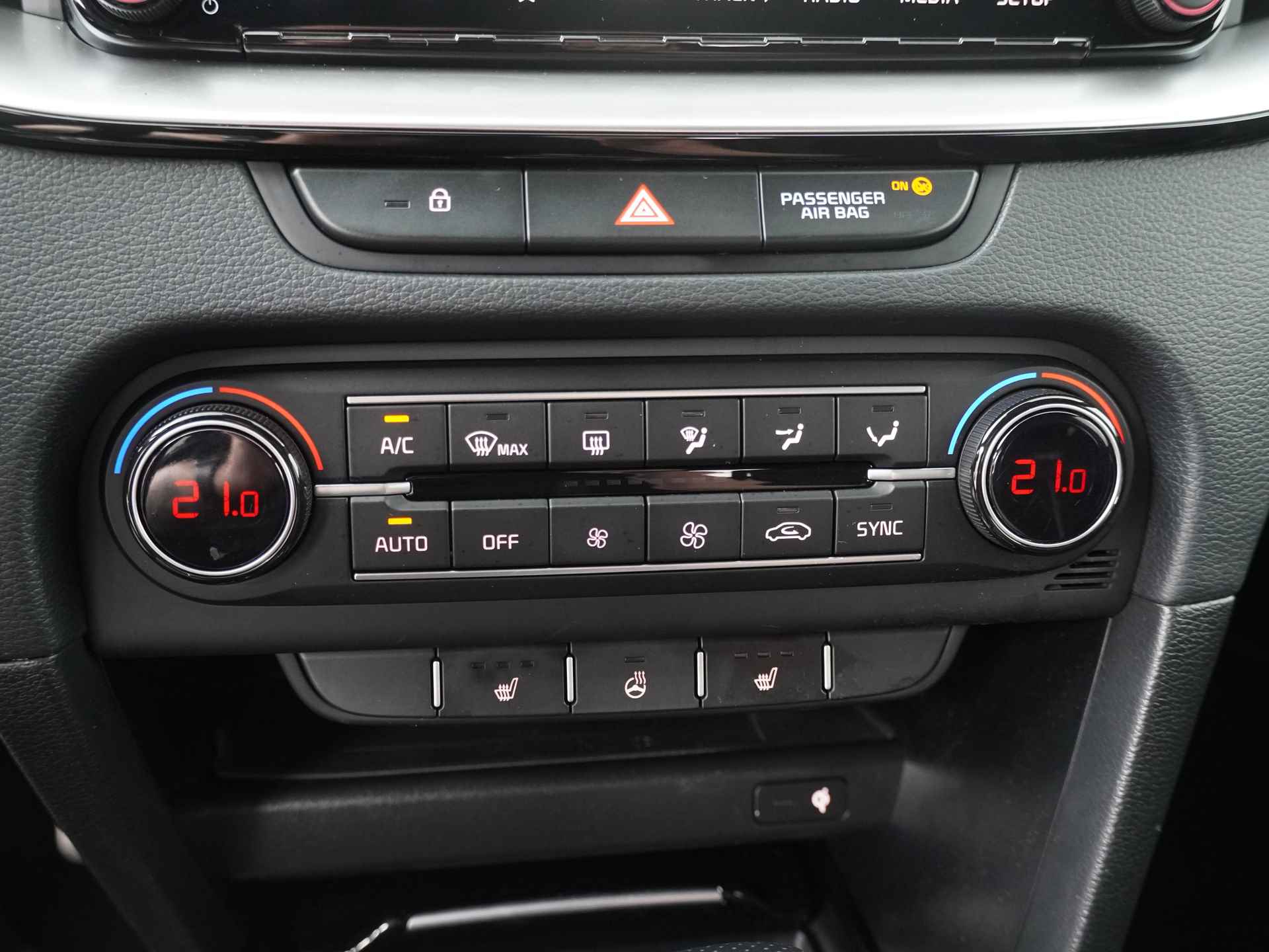 Kia ProCeed 1.5 T-GDi GT-Line LED Koplampen - Adaptief Cruise Control - Navigatie- Climate Control - Apple/Android Carplay - - Fabrieksgarantie tot 08-2030 - 29/47