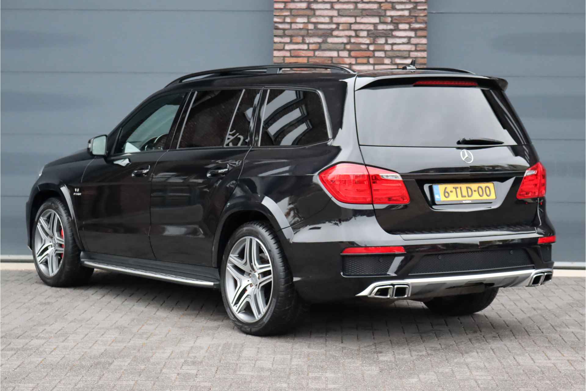 Mercedes-Benz GL-Klasse AMG 63 V8 Aut7 | 7-pers | 'Designo' | AMG Drivers Package | Panoramadak | Distronic+ | Stoelventilatie | Bang&Olufsen | Massage | Trekhaak | Surround Camera | Soft-Close | Dodehoekassistent | - 6/40