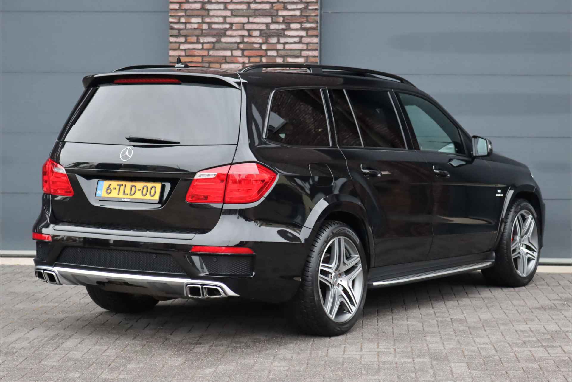 Mercedes-Benz GL-Klasse AMG 63 V8 Aut7 | 7-pers | 'Designo' | AMG Drivers Package | Panoramadak | Distronic+ | Stoelventilatie | Bang&Olufsen | Massage | Trekhaak | Surround Camera | Soft-Close | Dodehoekassistent | - 8/40