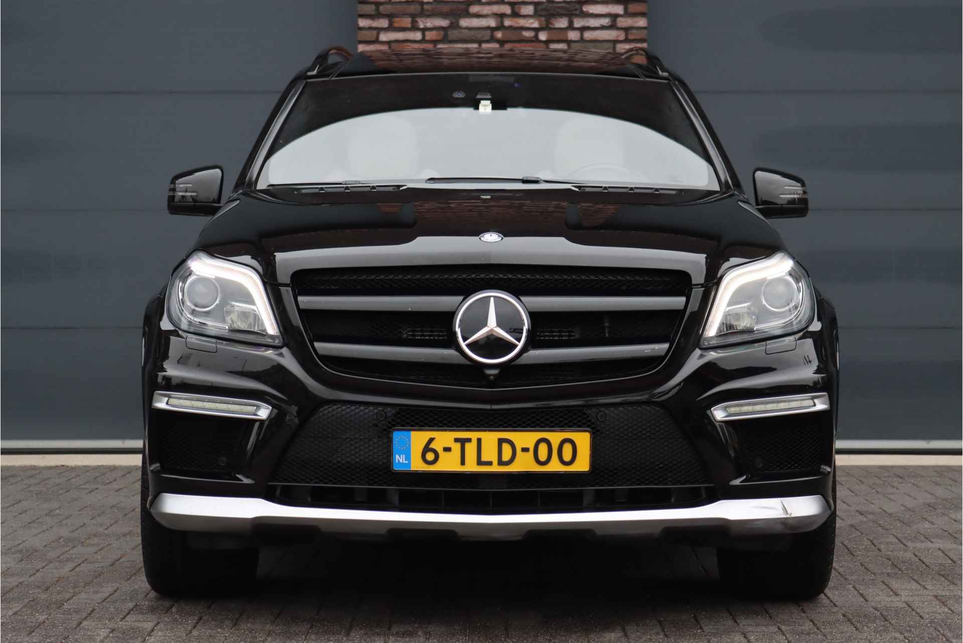 Mercedes-Benz GL-Klasse AMG 63 V8 Aut7 | 7-pers | 'Designo' | AMG Drivers Package | Panoramadak | Distronic+ | Stoelventilatie | Bang&Olufsen | Massage | Trekhaak | Surround Camera | Soft-Close | Dodehoekassistent | - 14/40