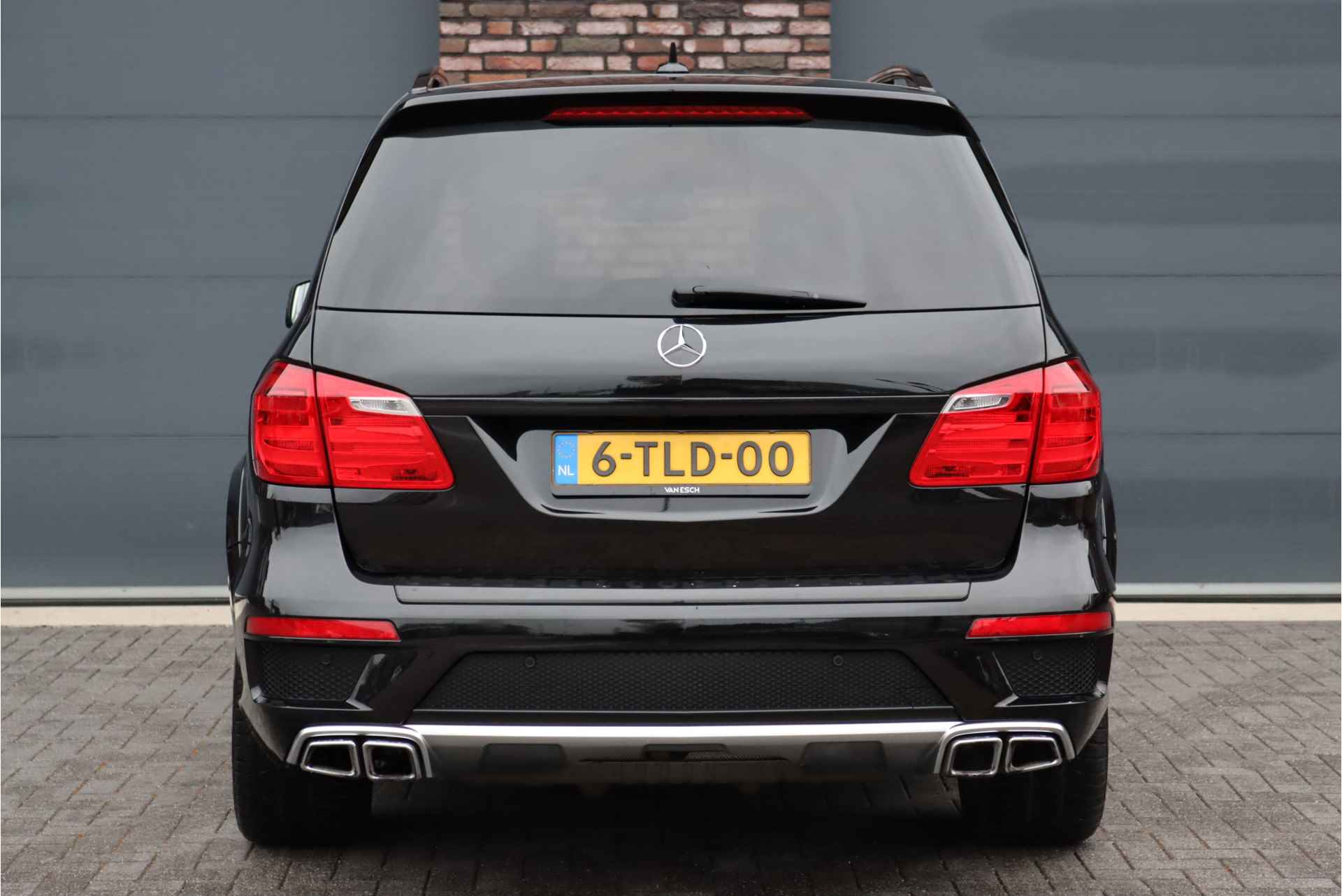 Mercedes-Benz GL-Klasse AMG 63 V8 Aut7 | 7-pers | 'Designo' | AMG Drivers Package | Panoramadak | Distronic+ | Stoelventilatie | Bang&Olufsen | Massage | Trekhaak | Surround Camera | Soft-Close | Dodehoekassistent | - 16/40