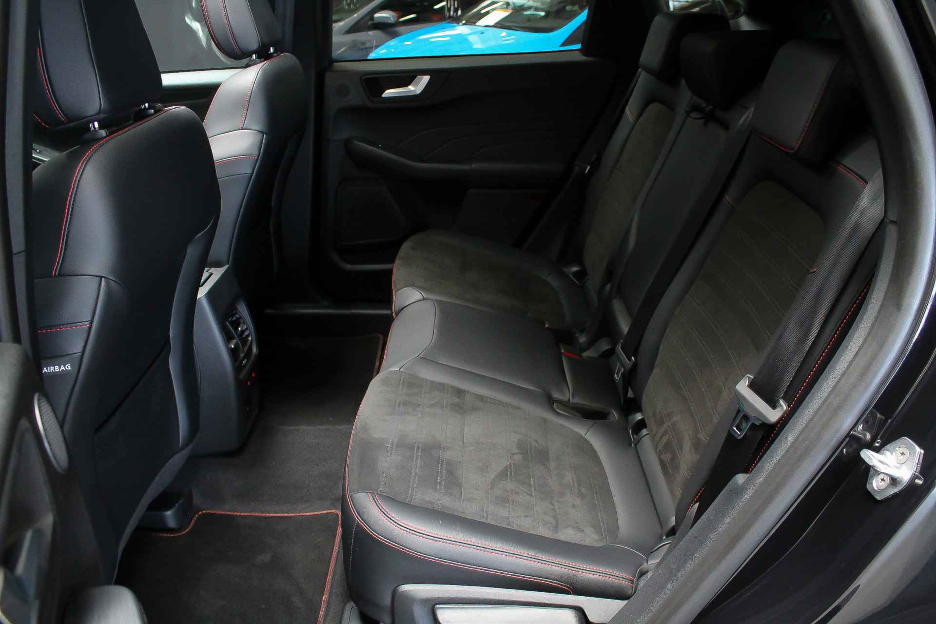 Ford Kuga 2.5 PHEV ST-Line X FULL OPTIONS |4 jaar fabrieksgarantie|elektrische trekhaak|adaptive cruisecontrol|panoramadak|elektrisch verstelbare stoelen| - 45/45