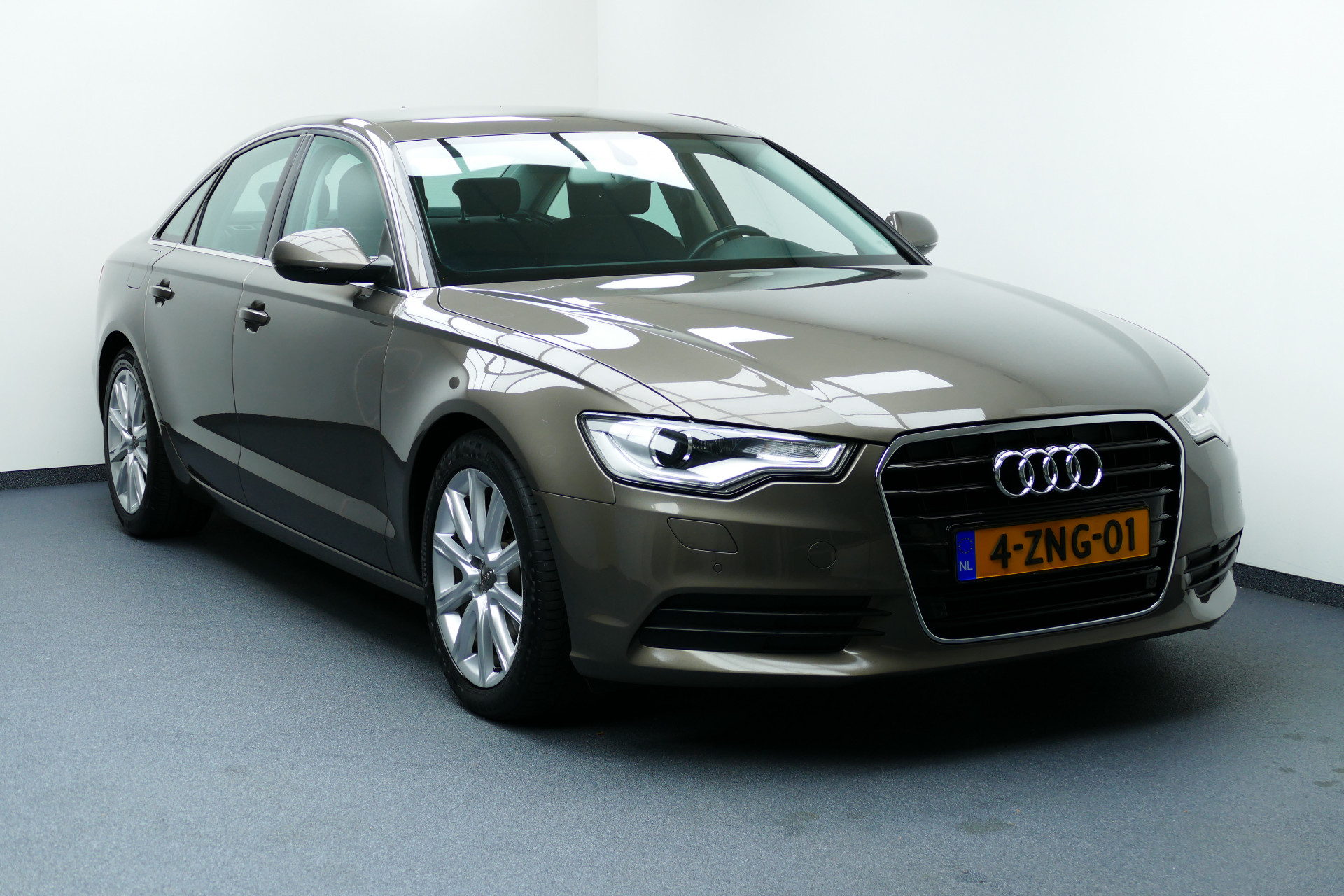 Audi A6 2.0 TFSI Business Edition NL Auto 84.000Km. Navi, Clima, Led/Xenon, 18"LMV, PDC V+A,