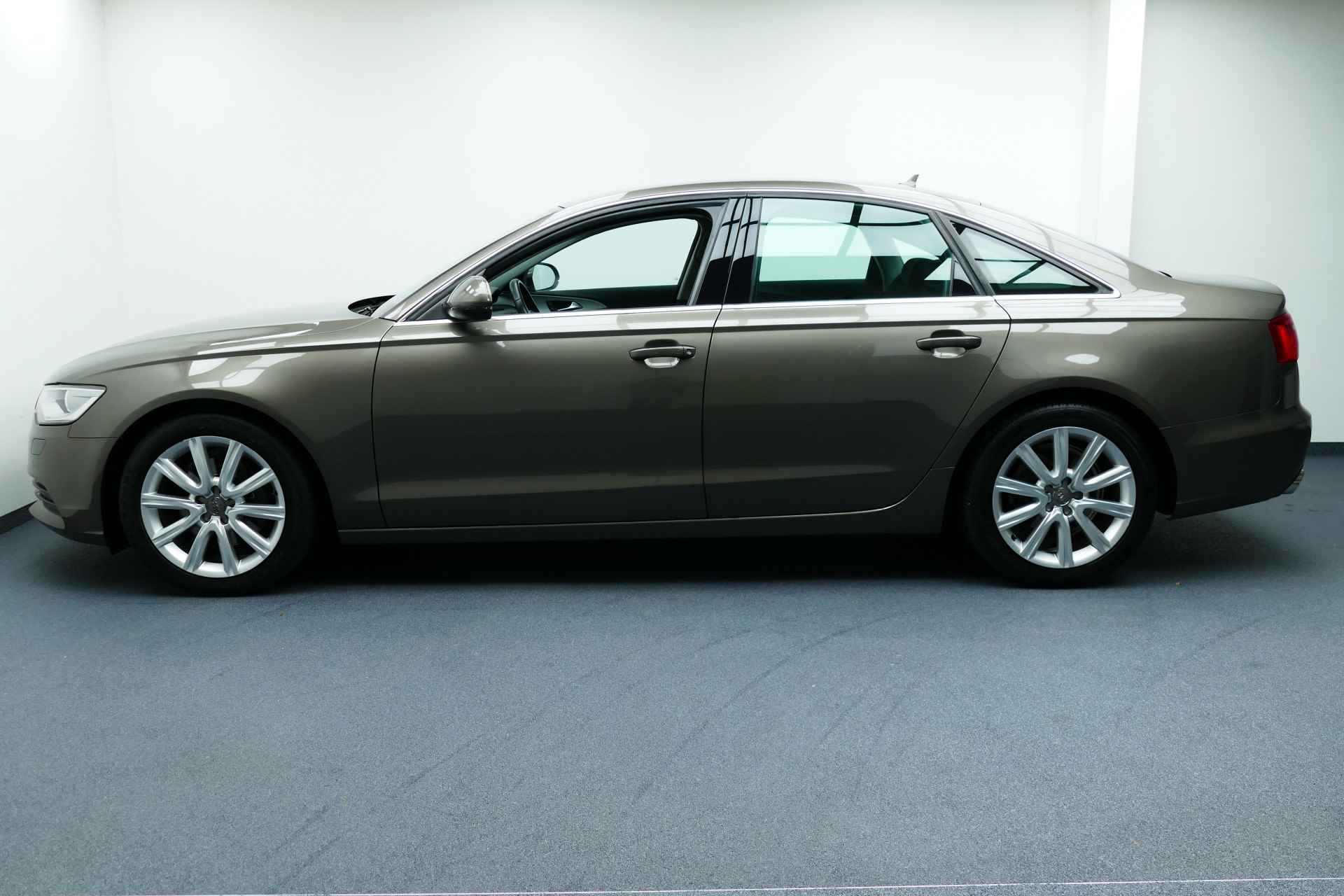 Audi A6 2.0 TFSI Business Edition NL Auto 84.000Km. Navi, Clima, Led/Xenon, 18"LMV, PDC V+A, - 11/36