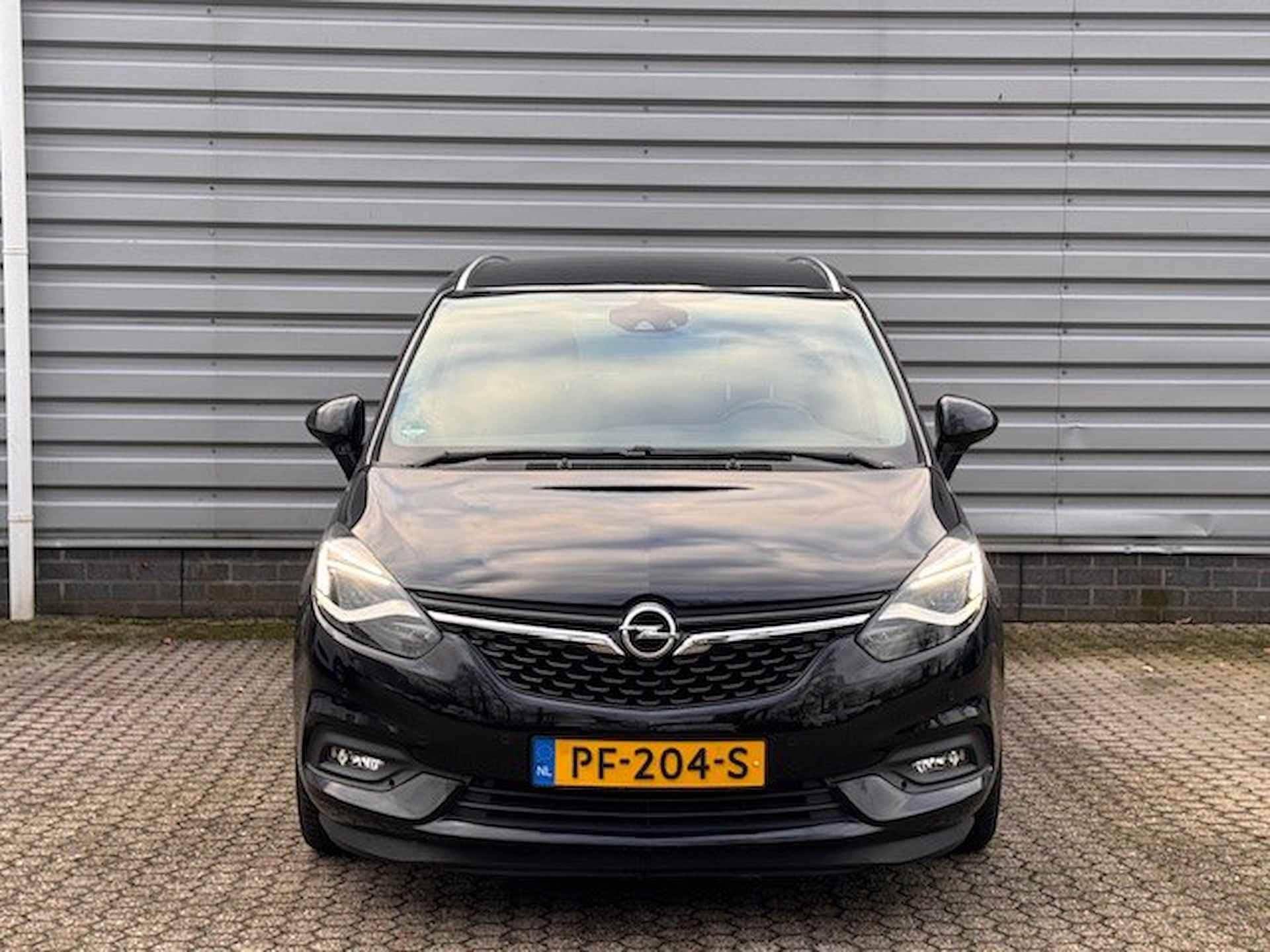 Opel Zafira 1.4 Turbo 140pk | 7 persoons | Navigatie | Camera | Leder | Weinig kilometers | - 2/30