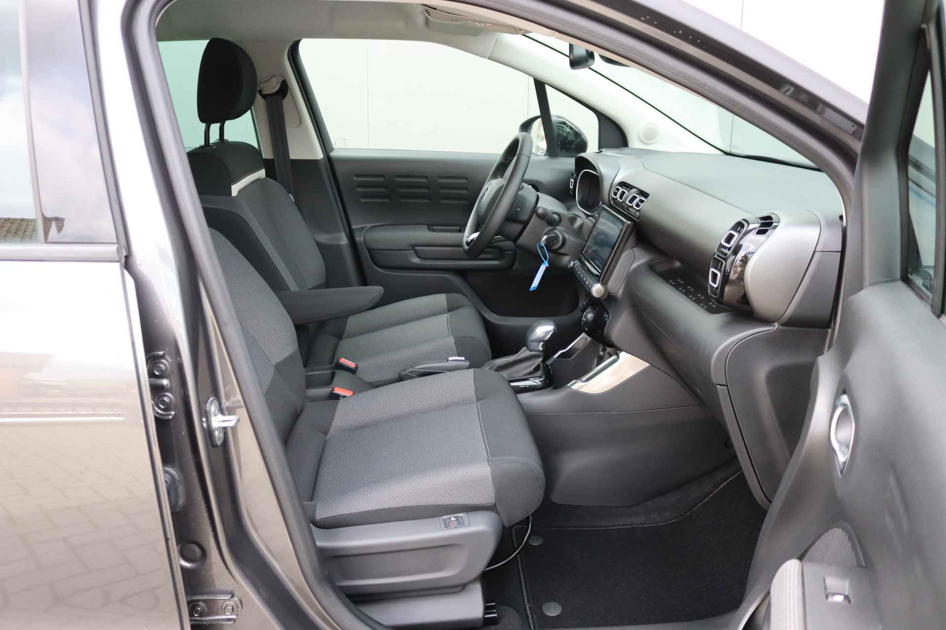 Citroën C3 Aircross 1.2 PureT. 130PK Automaat Shine Navigatie/Camera/Carplay/Stoelverwarming - 12/32