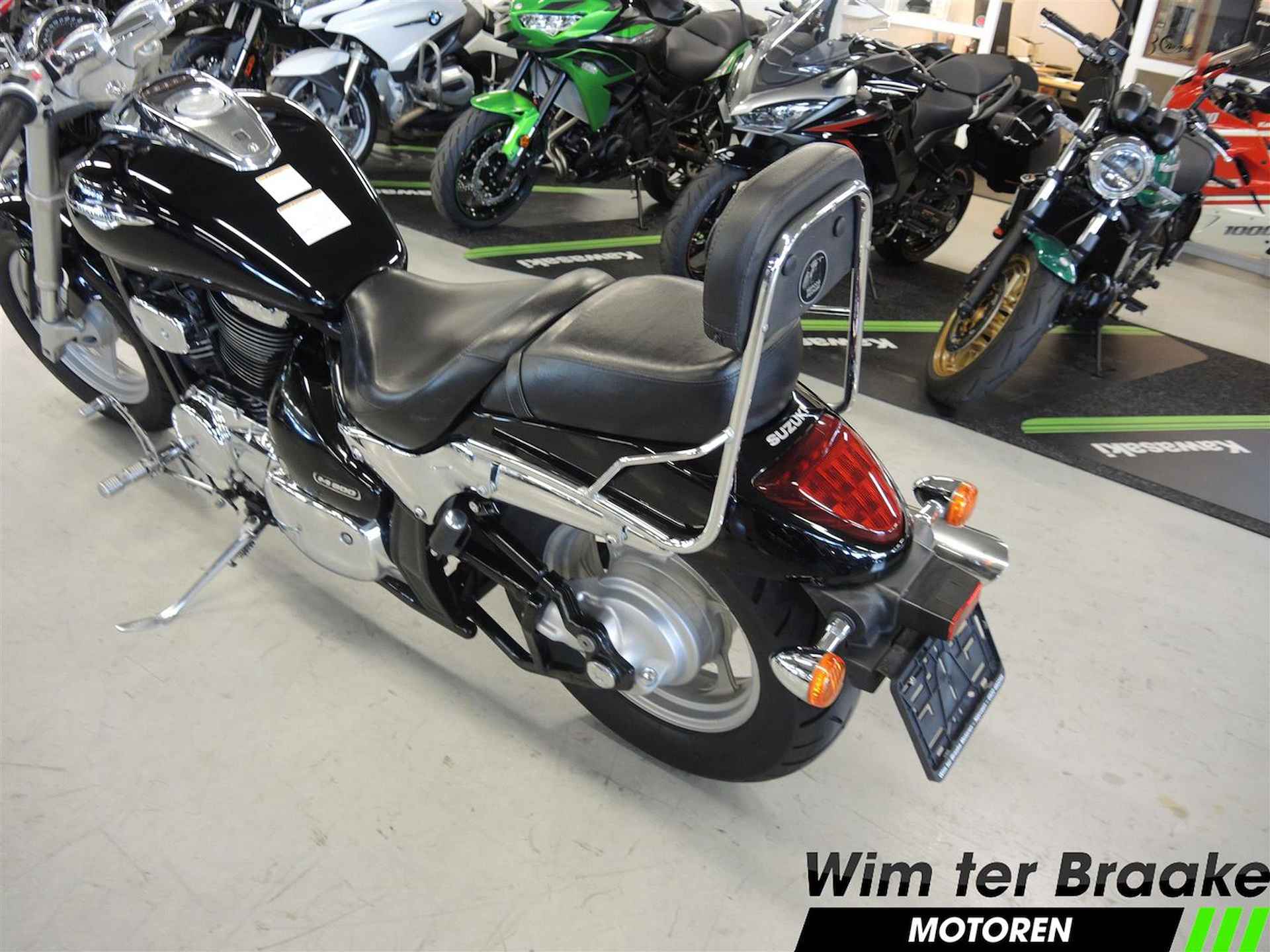 Suzuki M 800 Intruder - 2010 - 3/10