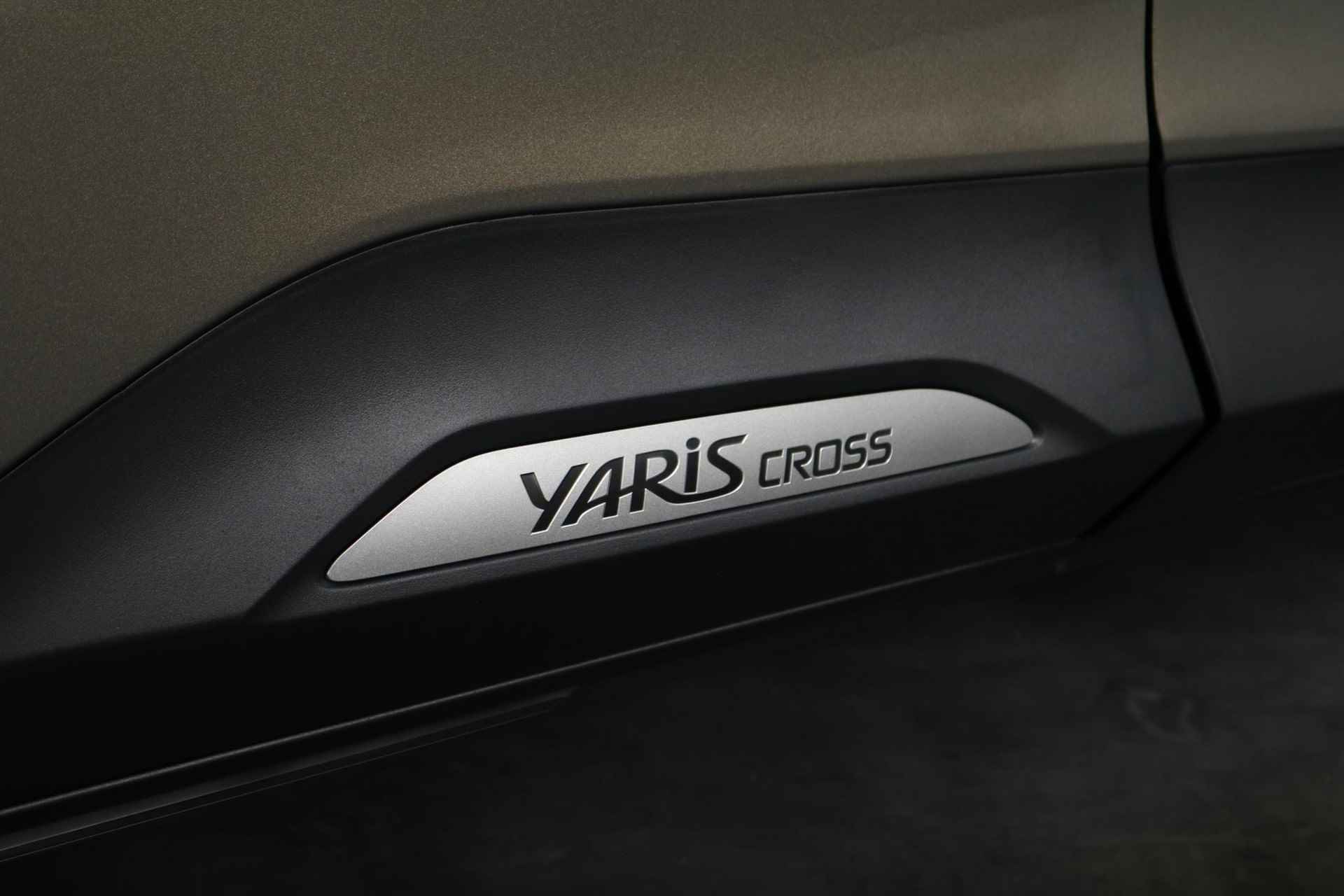 Toyota Yaris Cross Hybrid 115 First Edition, NIEUW. DIRECT LEVERBAAR! , 1000,- extra inruilvoordeel! - 23/39