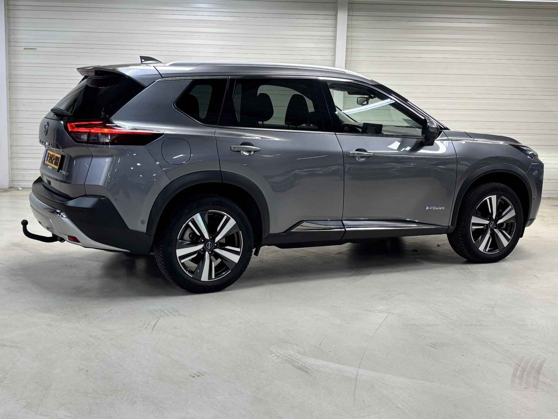 Nissan X-Trail 1.5 e-4orce Tekna 4WD 7p. AUTOMAAT trekhaak / Voorstoelen + stuurwiel verwarmd / Rondomzichtcamera / Parkeersensoren voor + achter / Lichtmetalen velgen 19" / Keyless / Apple Car Play & Android Auto - 3/41