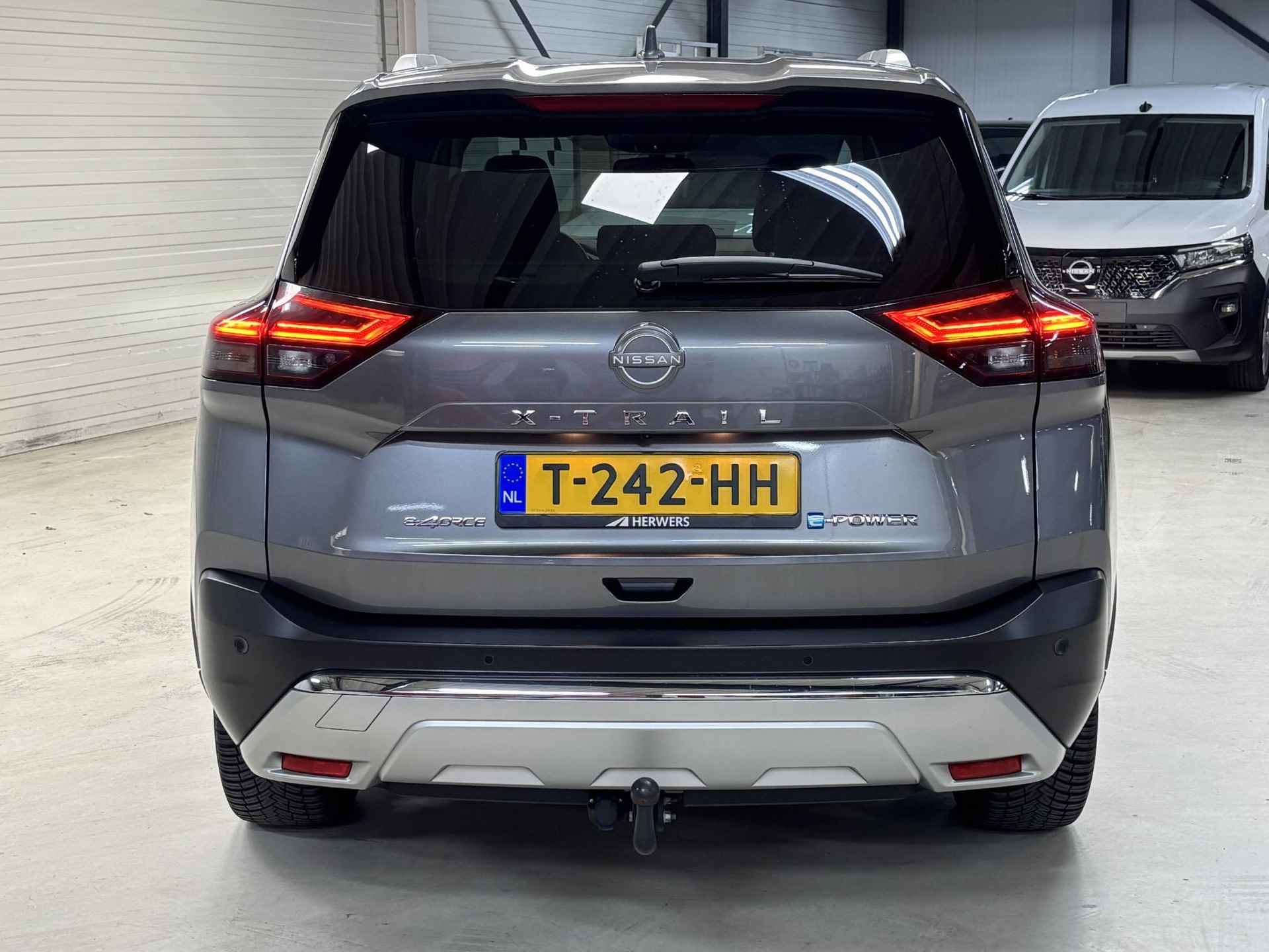 Nissan X-Trail 1.5 e-4orce Tekna 4WD 7p. AUTOMAAT trekhaak / Voorstoelen + stuurwiel verwarmd / Rondomzichtcamera / Parkeersensoren voor + achter / Lichtmetalen velgen 19" / Keyless / Apple Car Play & Android Auto - 12/41