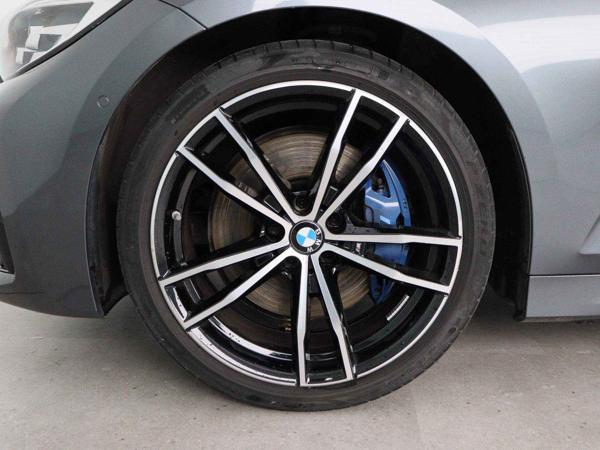 BMW 3 Serie 330i Touring Executive M Sportpakket - 20/25