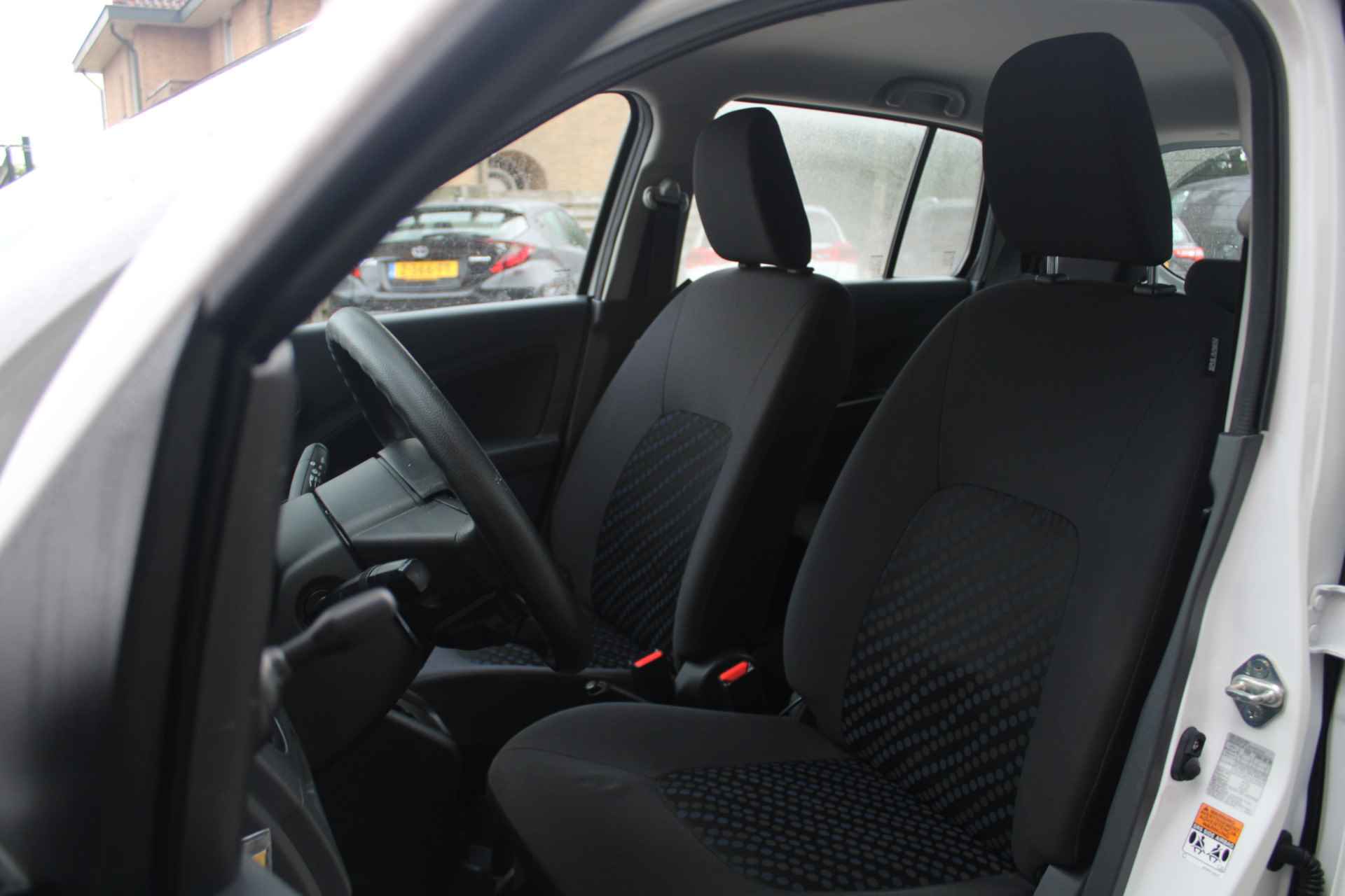 Suzuki Celerio 1.0 Comfort Automaat Airco, Bluetooth, Elektrische Ramen Voor en Achter - 7/27