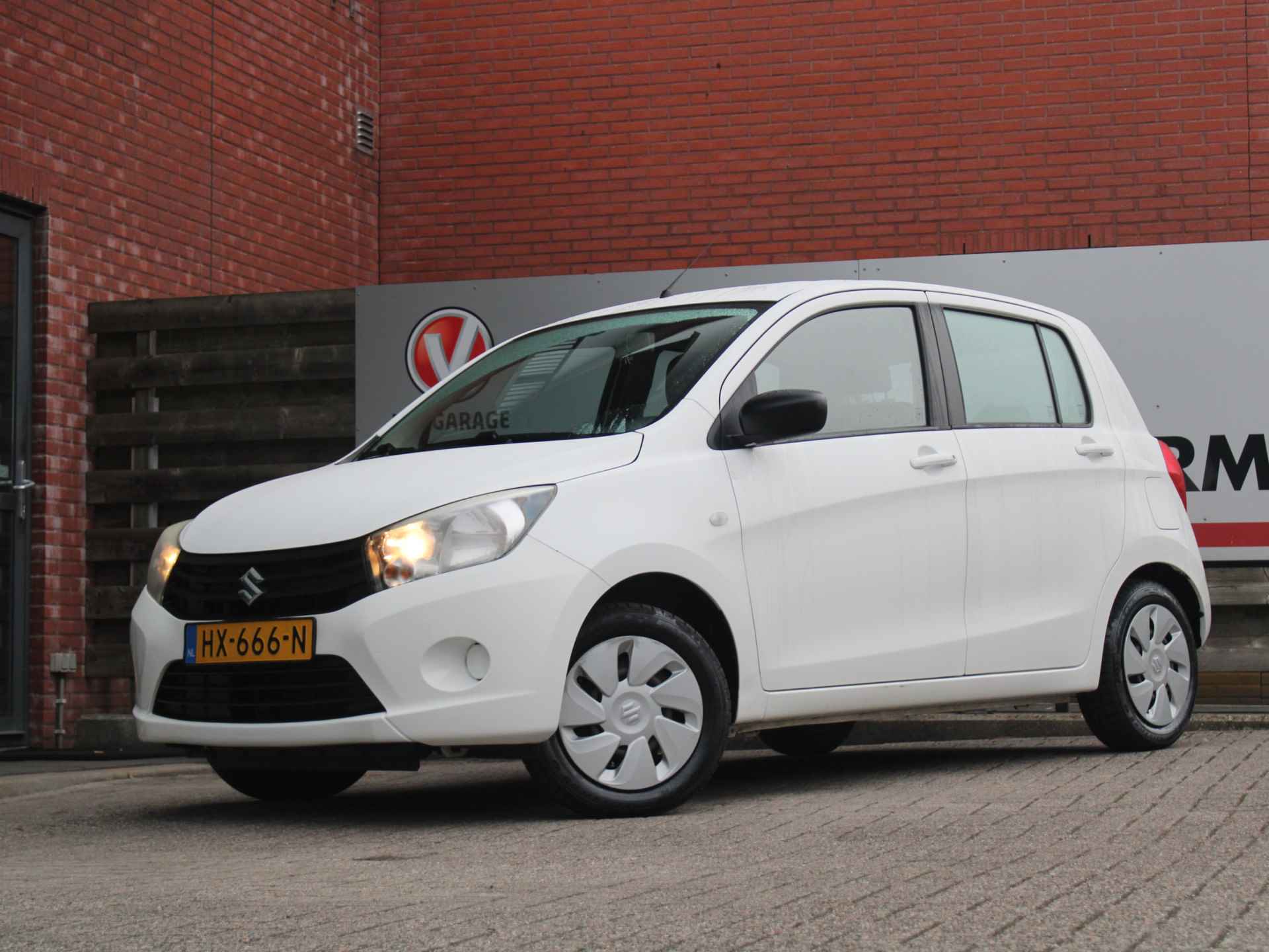 Suzuki Celerio 1.0 Comfort Automaat Airco, Bluetooth, Elektrische Ramen Voor en Achter - 9/27