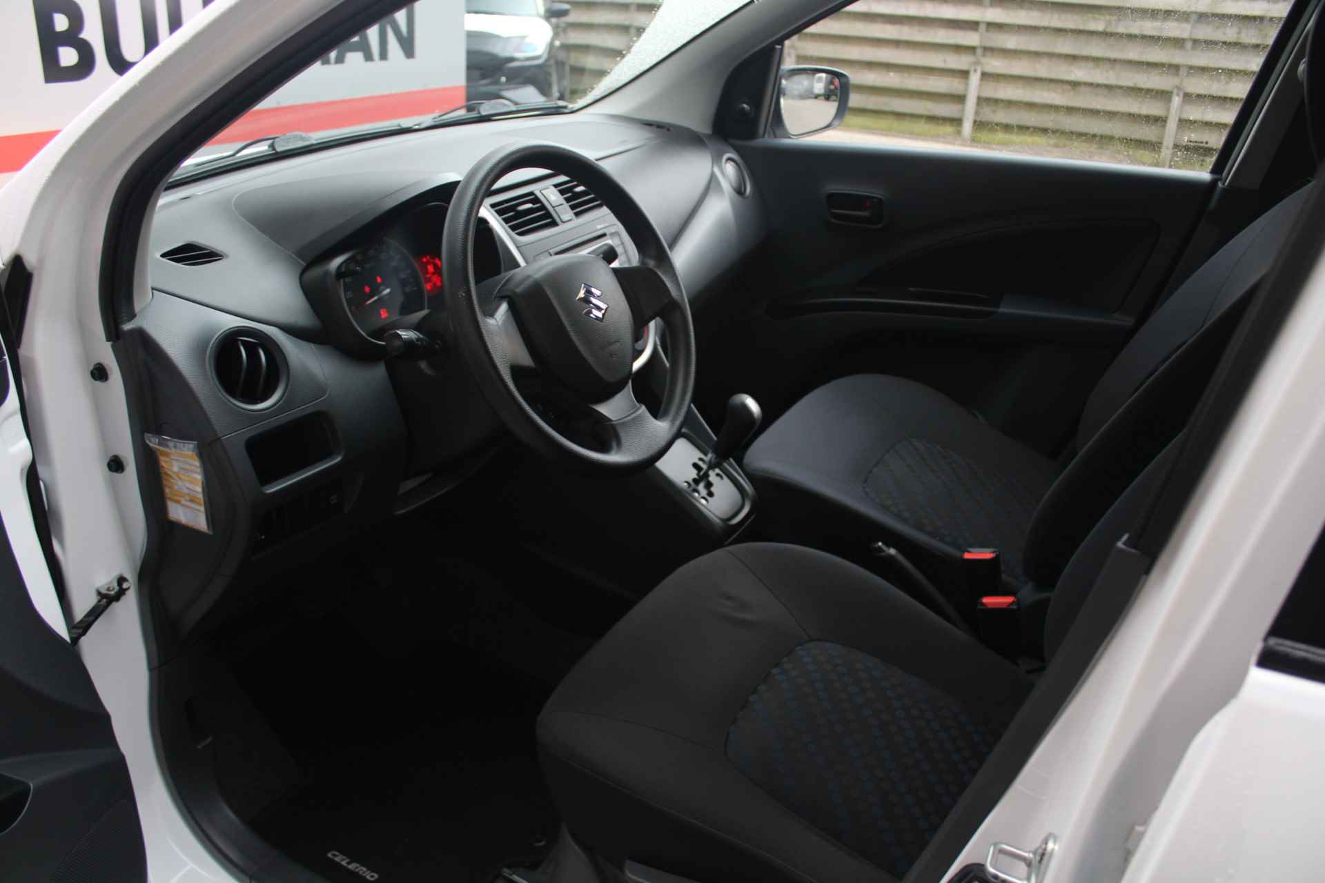 Suzuki Celerio 1.0 Comfort Automaat Airco, Bluetooth, Elektrische Ramen Voor en Achter - 20/27