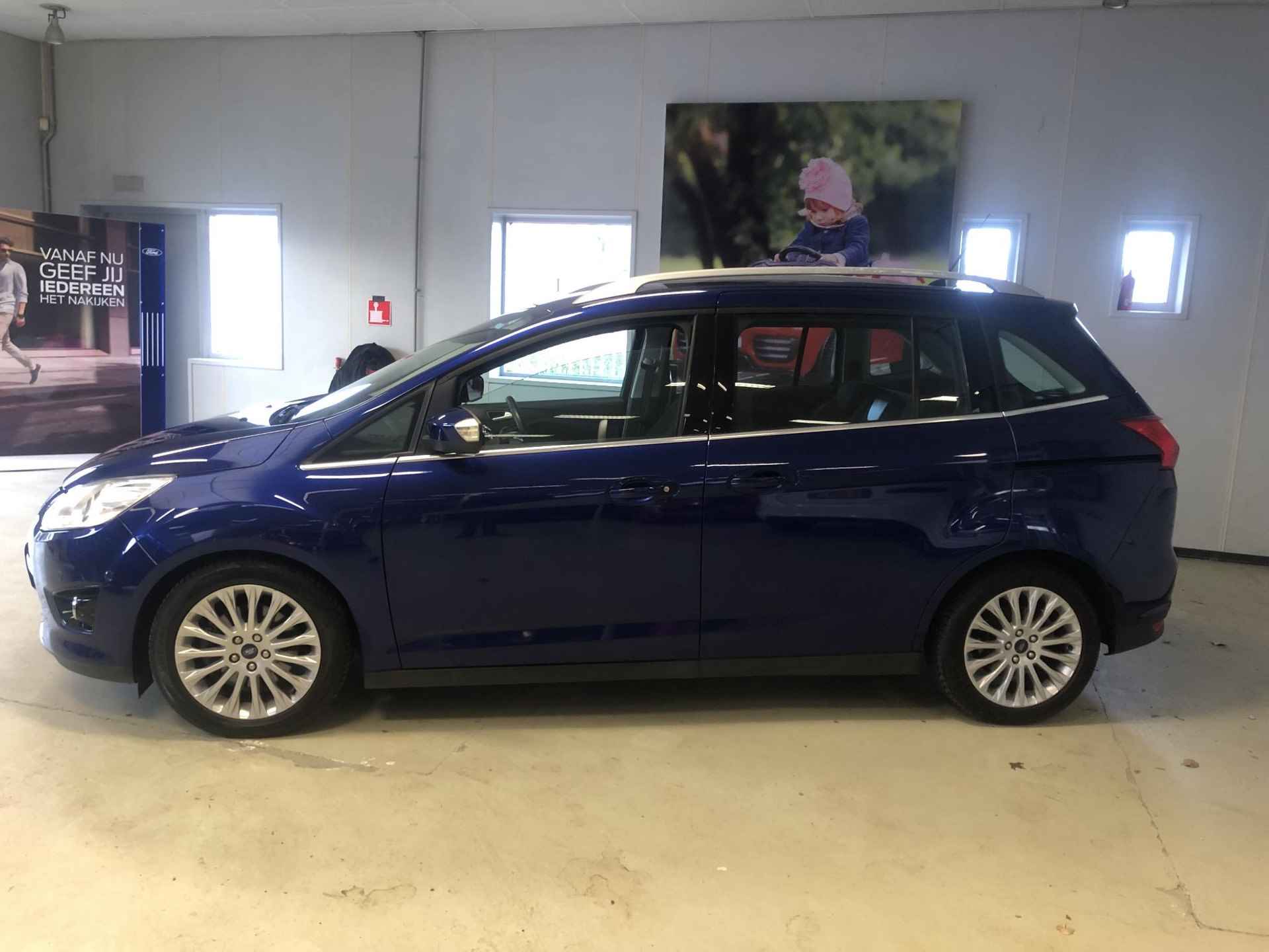 Ford Grand C-Max 1.0 Titanium - 6/17