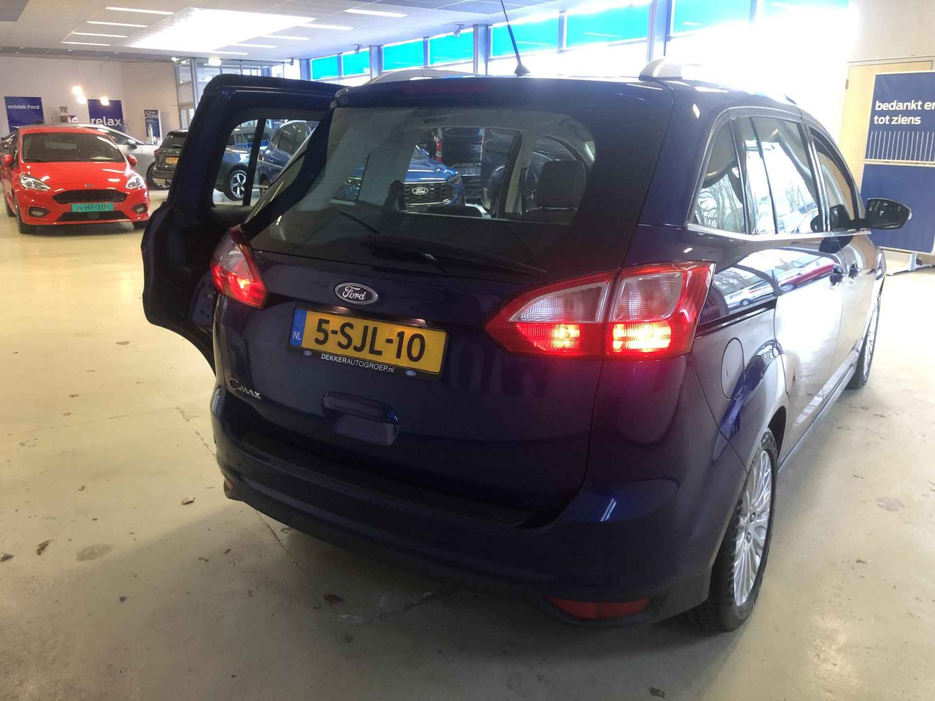 Ford Grand C-Max 1.0 Titanium - 8/17