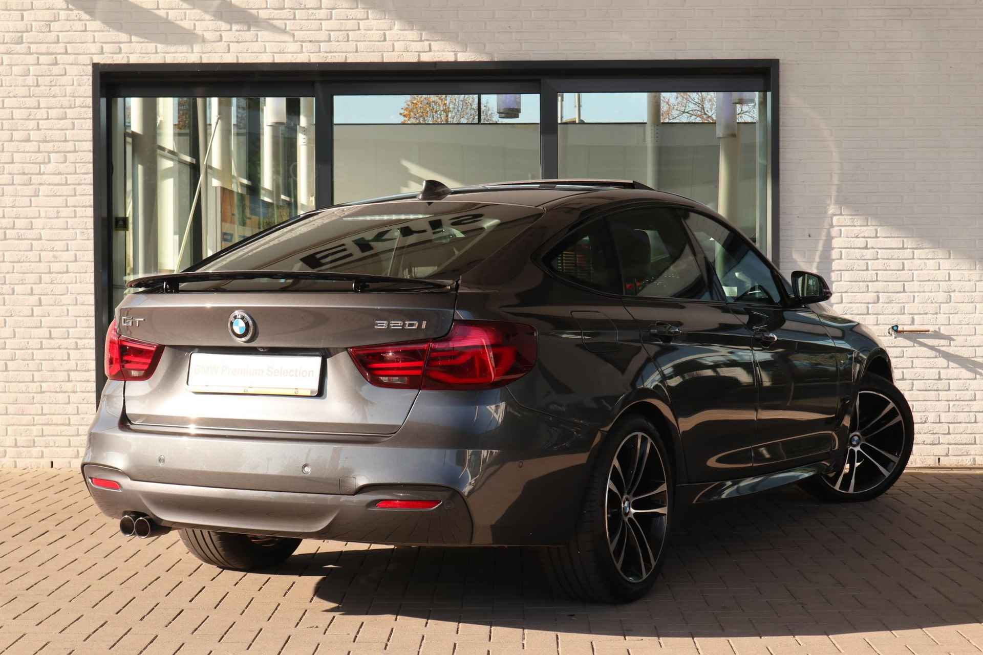 BMW 3-serie Gran Turismo 320i High Executive Edition | M Sport | Parking Pack - 4/30