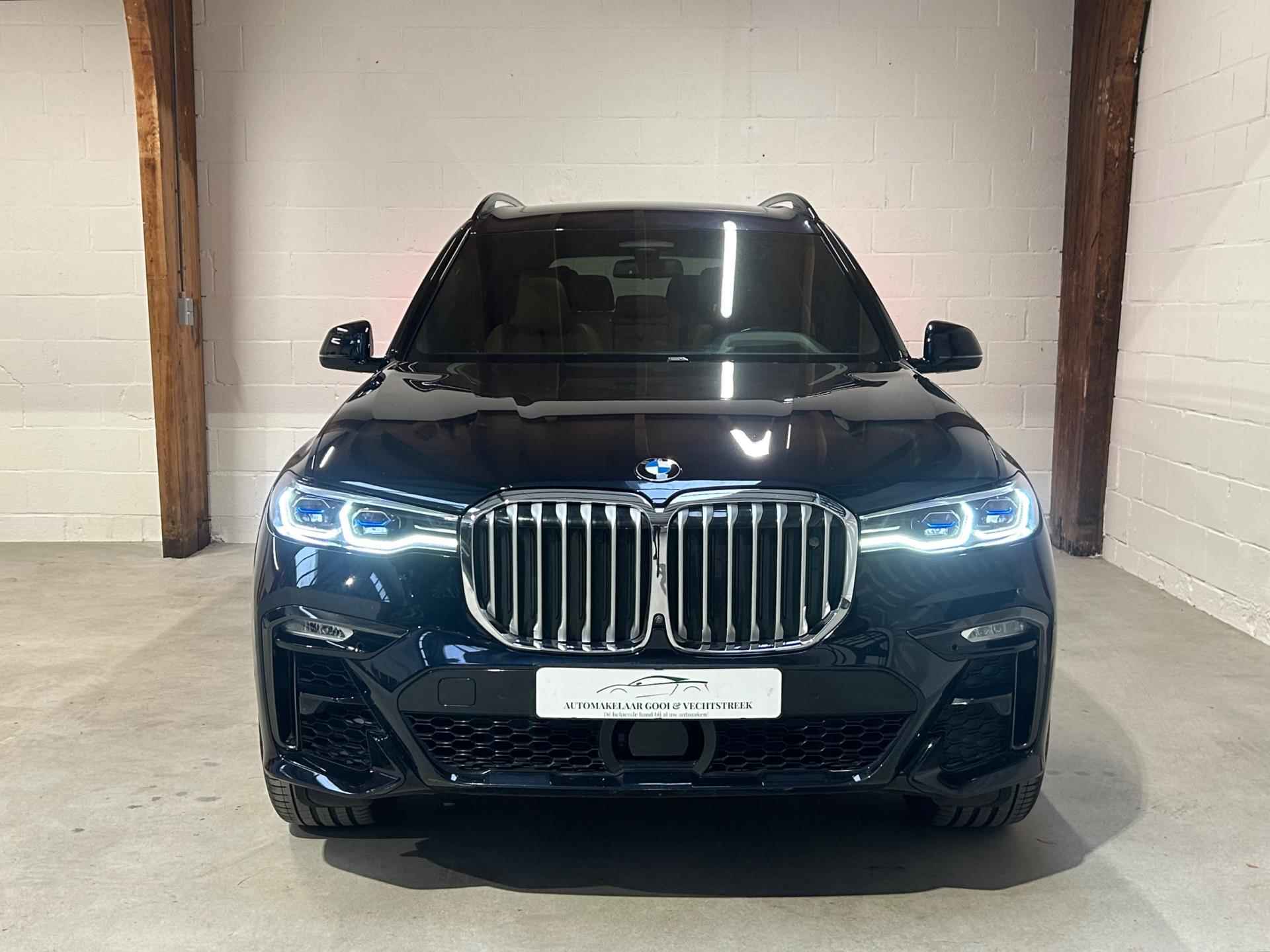 BMW X7 XDrive30d High Exec. M-Sport - Skylounge - Soft-close - Full - 3/25