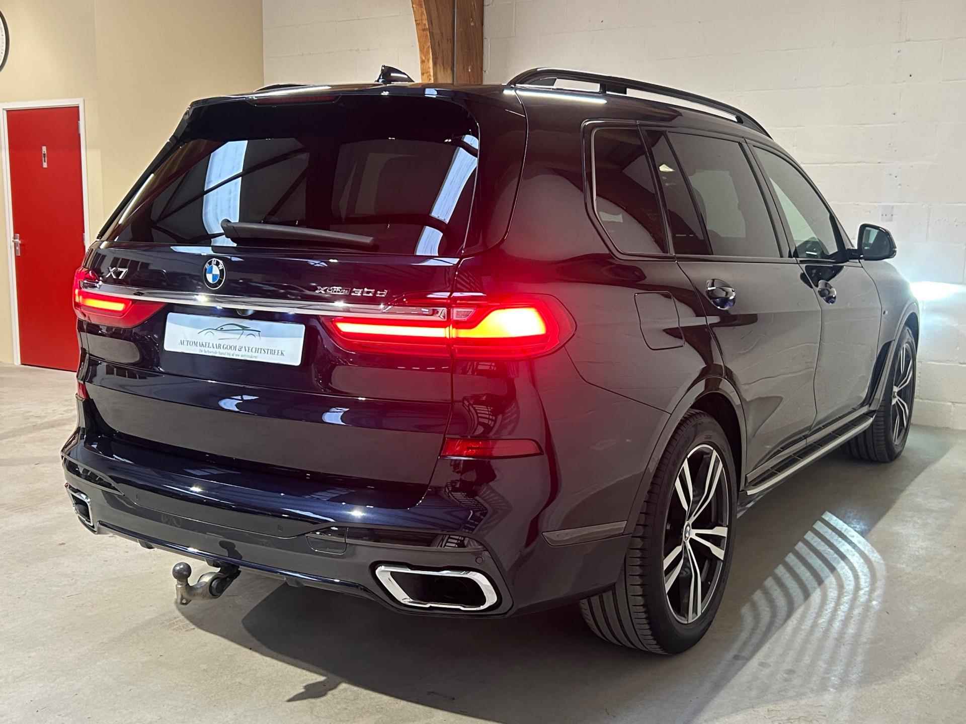 BMW X7 XDrive30d High Exec. M-Sport - Skylounge - Soft-close - Full - 6/25