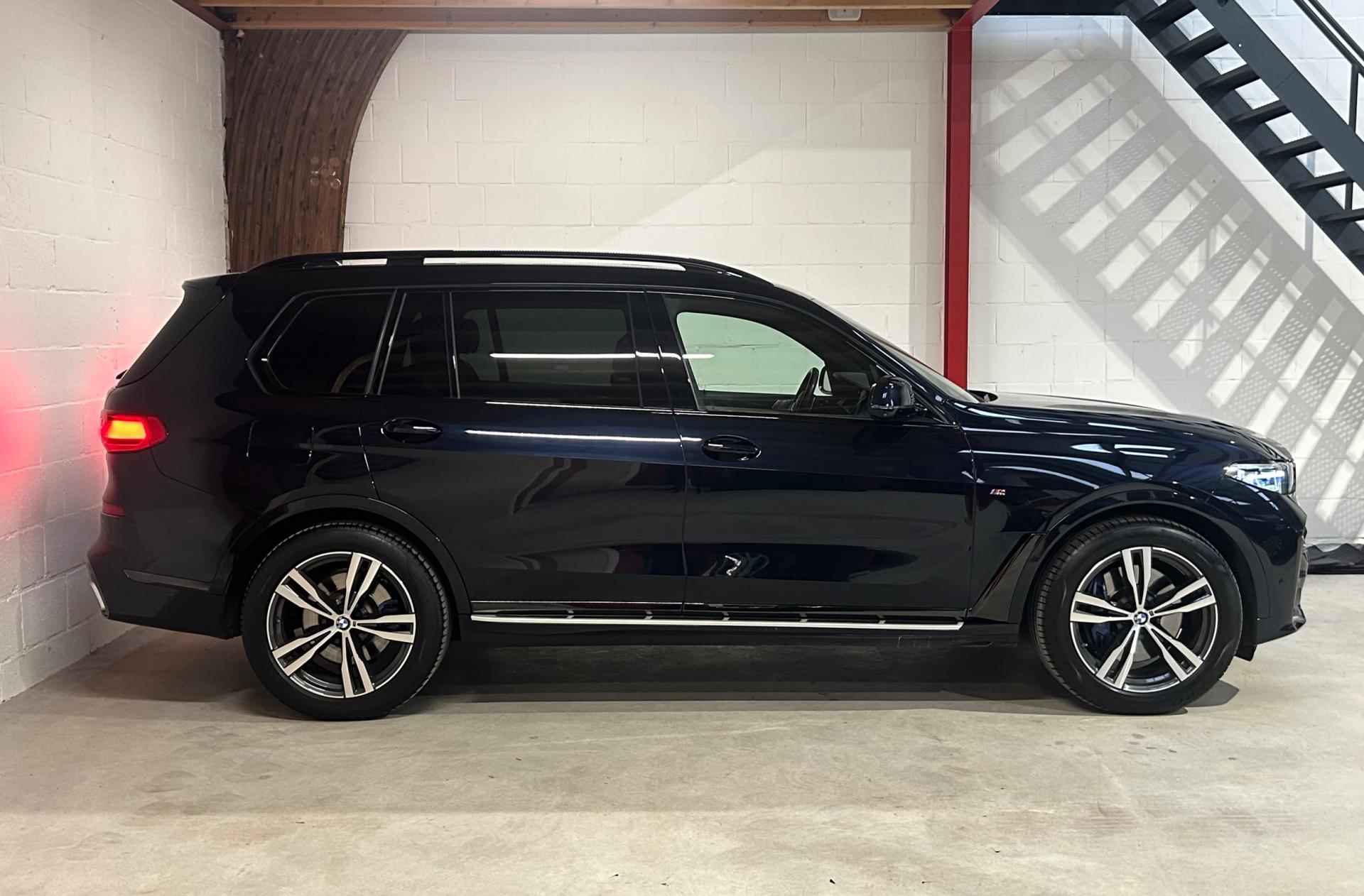 BMW X7 XDrive30d High Exec. M-Sport - Skylounge - Soft-close - Full - 8/25