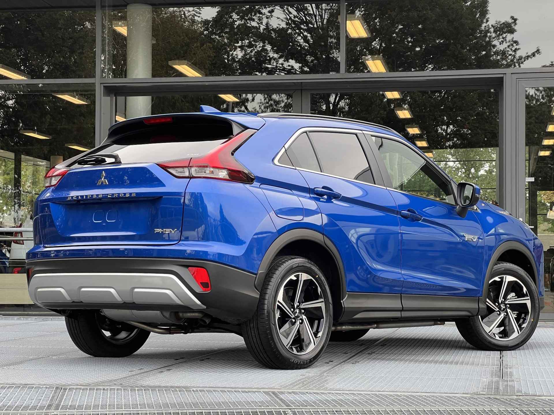 Mitsubishi Eclipse Cross 2.4 PHEV Intense+ - 3/30