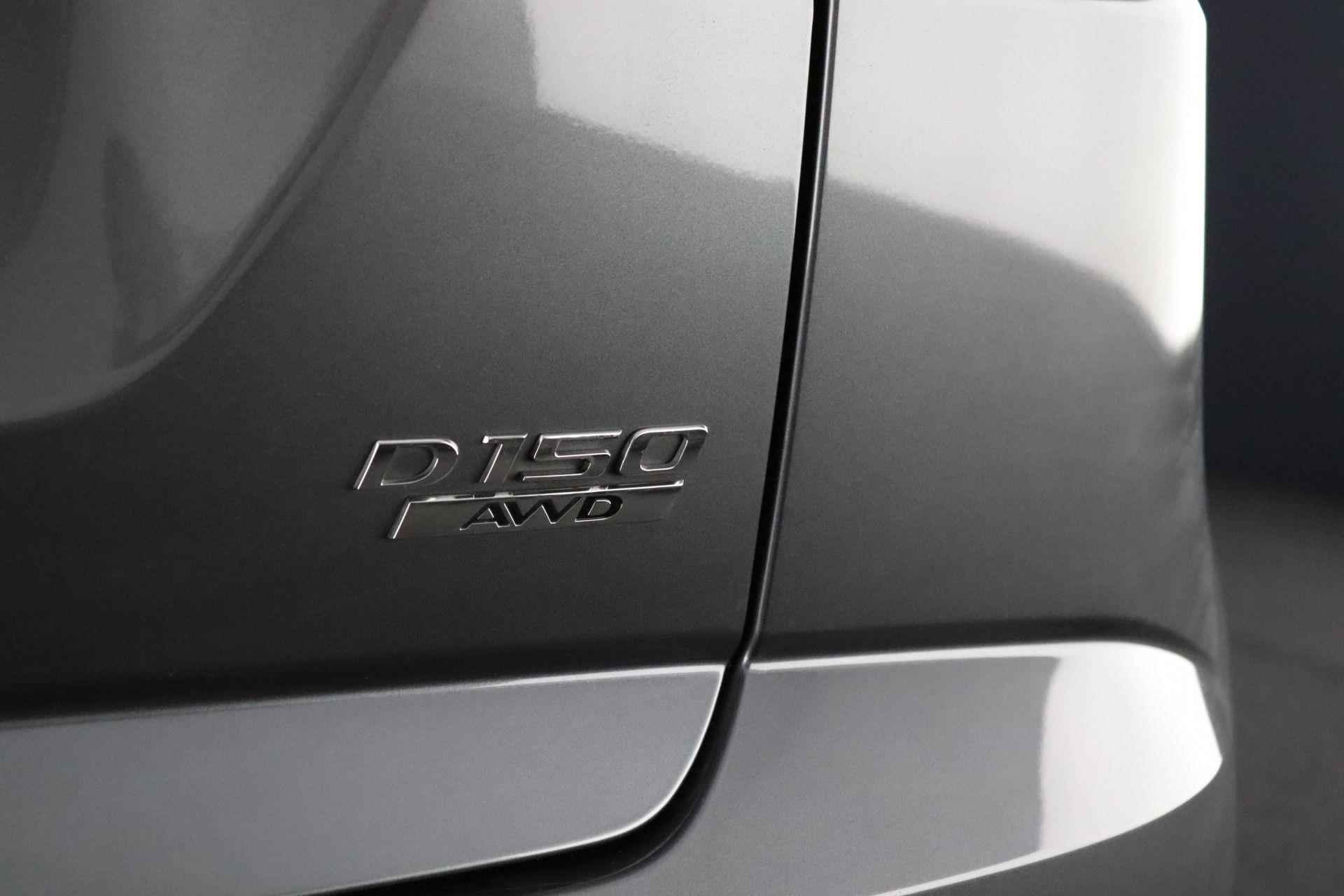 Jaguar E-Pace D150 AWD R-Dynamic S NP: € 71.797,- - 5/30