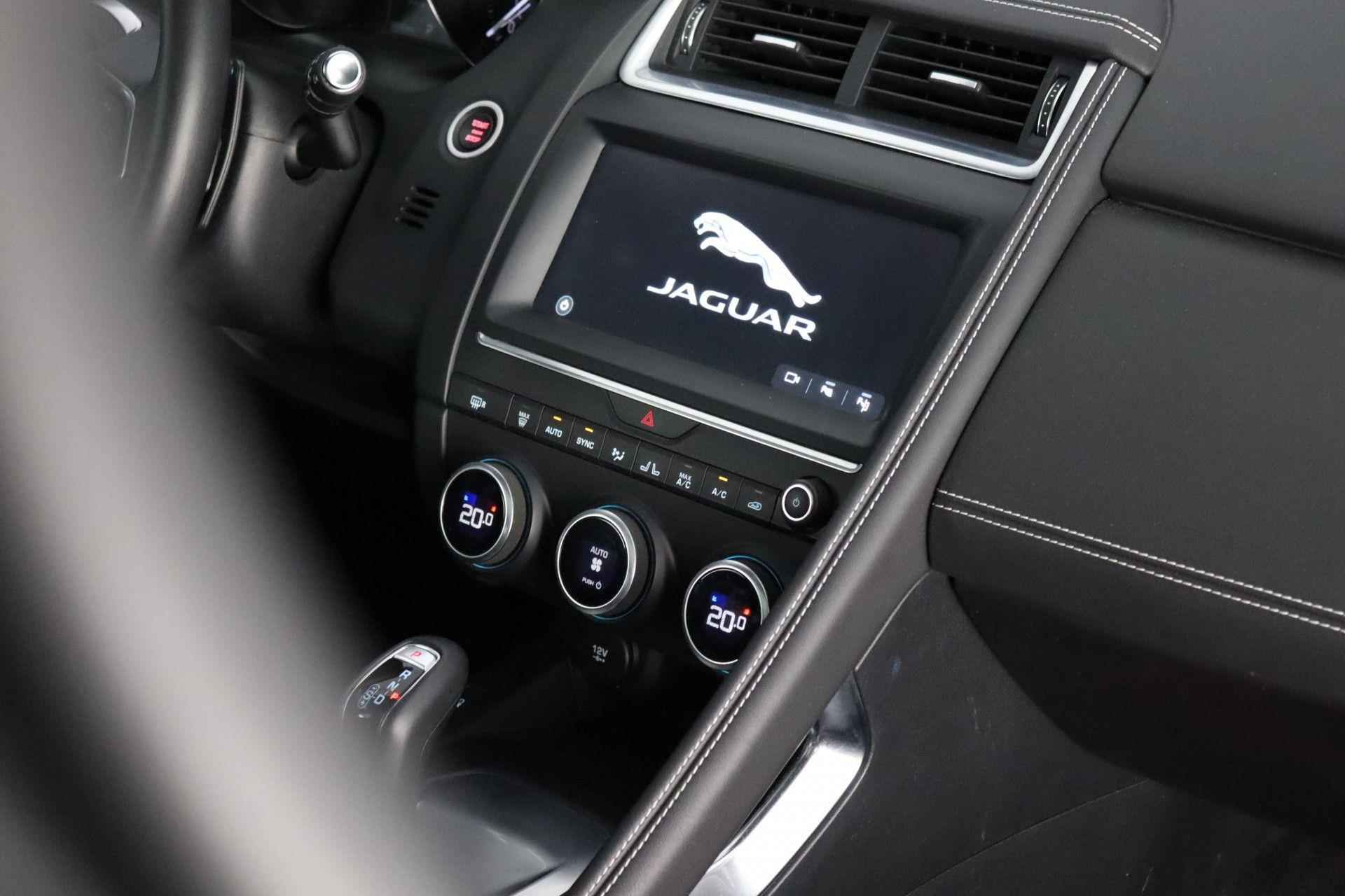Jaguar E-Pace D150 AWD R-Dynamic S NP: € 71.797,- - 12/30