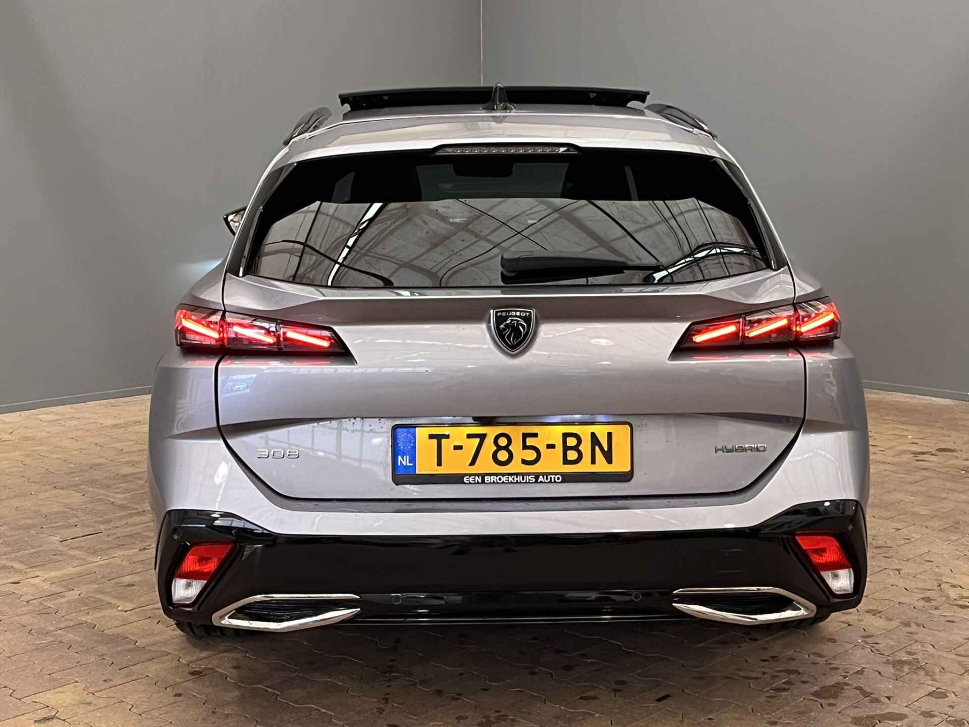 Peugeot 308 SW 1.6 180PK Hybrid GT | Panoramadak | Trekhaak | Elek.Stoel | Geheugen | Massage | Alcantara/Leder | Elek.Klep | 360 Camera | Stoelverwarming | Stuurverwarming | Carplay | Navigatie | Dode hoek | Bluetooth | - 33/36