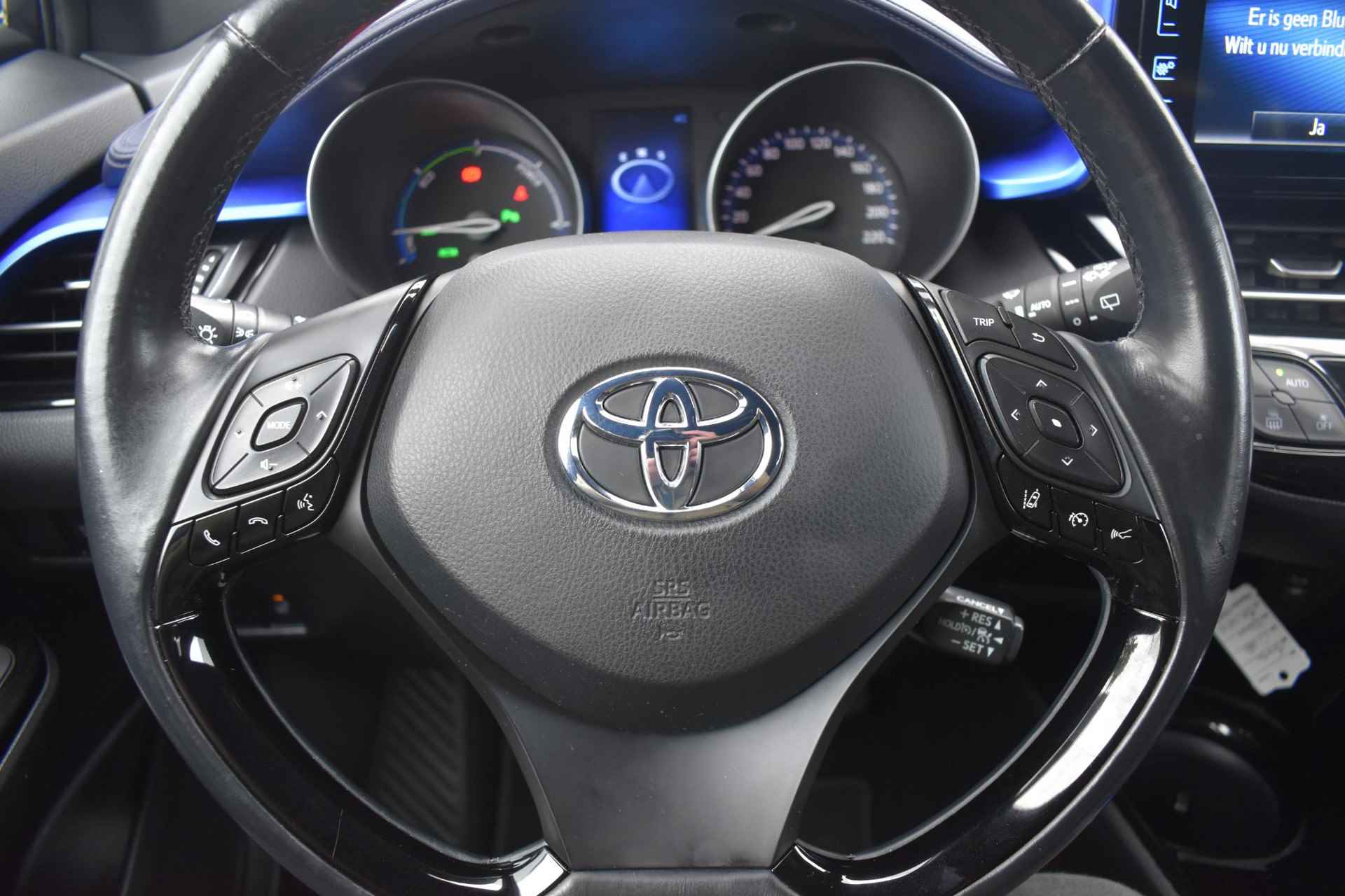 Toyota C-HR 1.8 Hybrid Bi-Tone Plus - 16/30