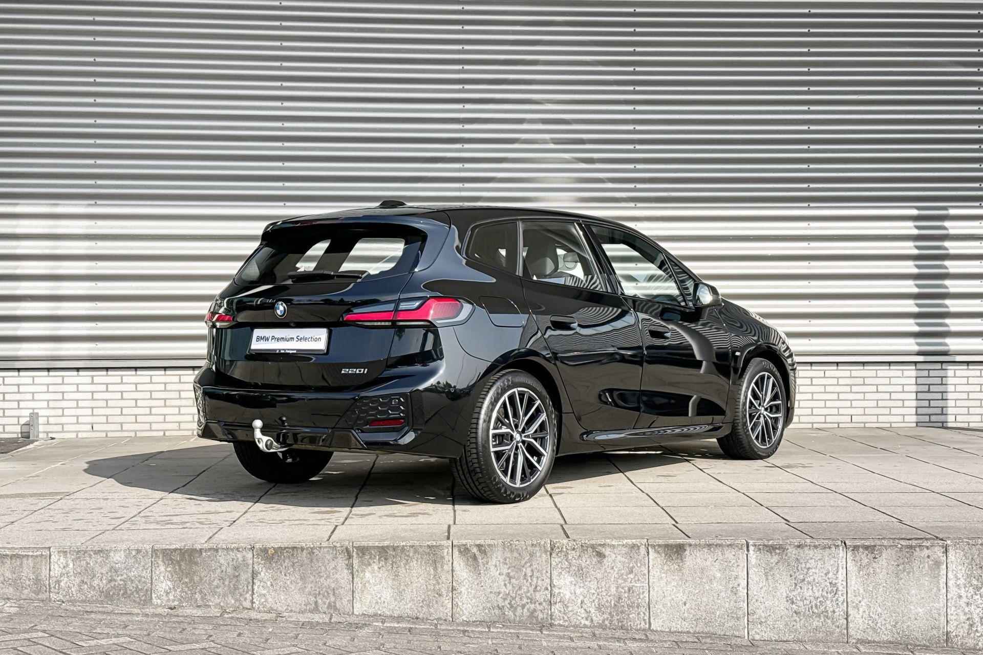 BMW 2 Serie Active Tourer 220i M Sport / Trekhaak / Premium pack - 4/28