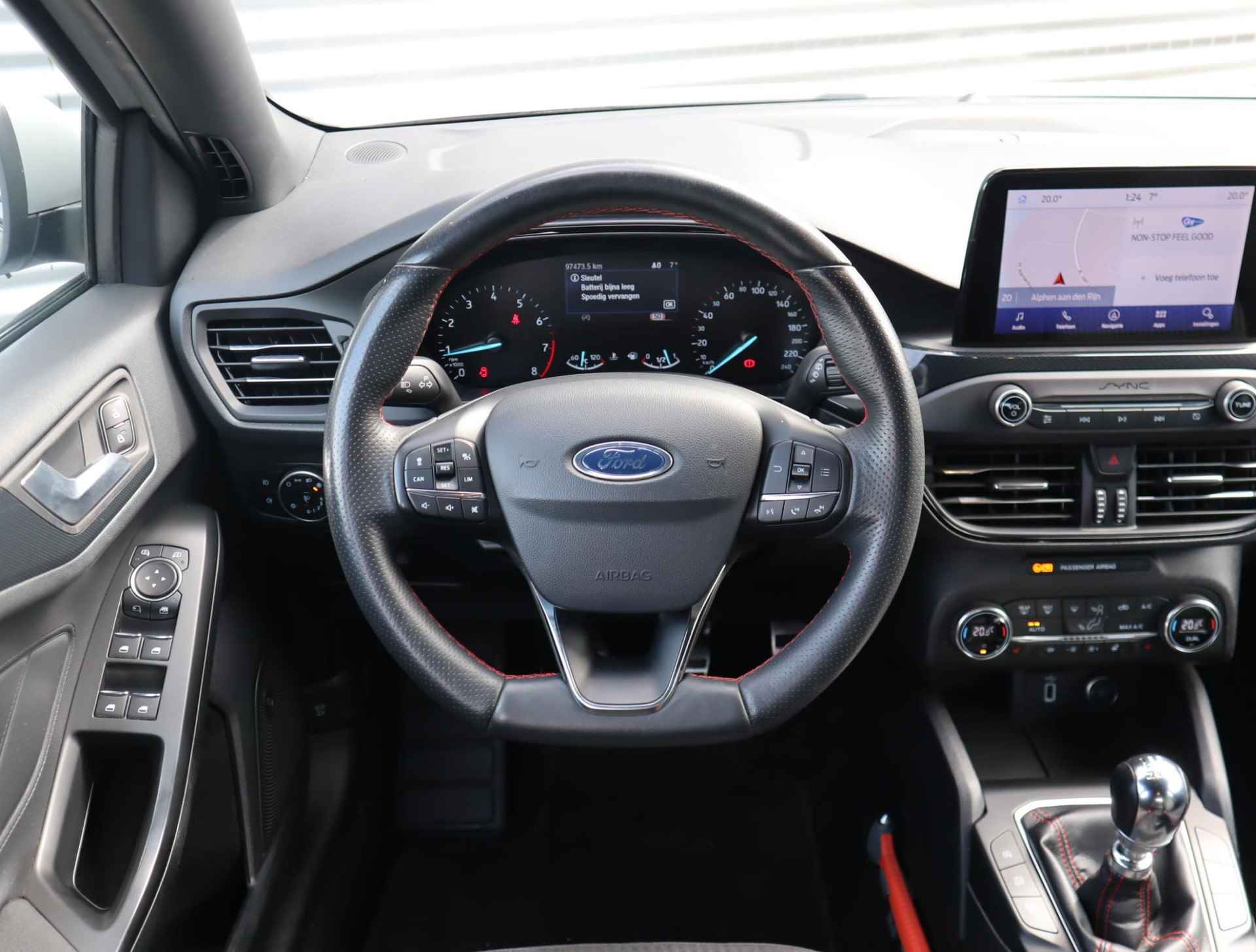 Ford Focus 1.0 EcoBoost ST Line Business | Trekhaak | Stoel, Stuur en Voorruitverwarming | Cruise Control Adaptieve | B&O | BLIS | Nette Auto - 19/59