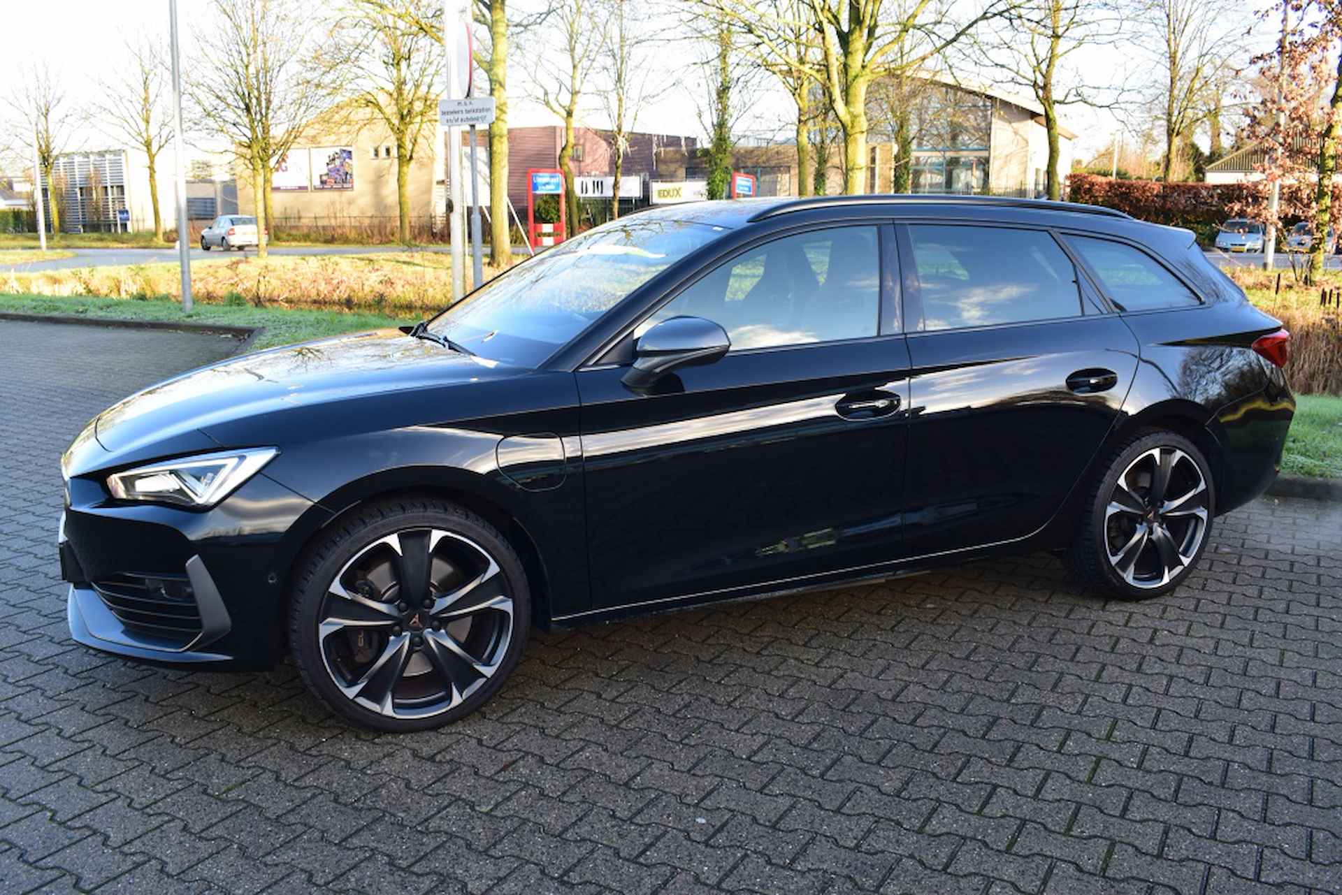 Cupra Leon Sportstourer 1.4 e-Hybrid 245 PK | RIJKLAARPRIJS INCL. BTW EN GARANTIE! | - 2/28