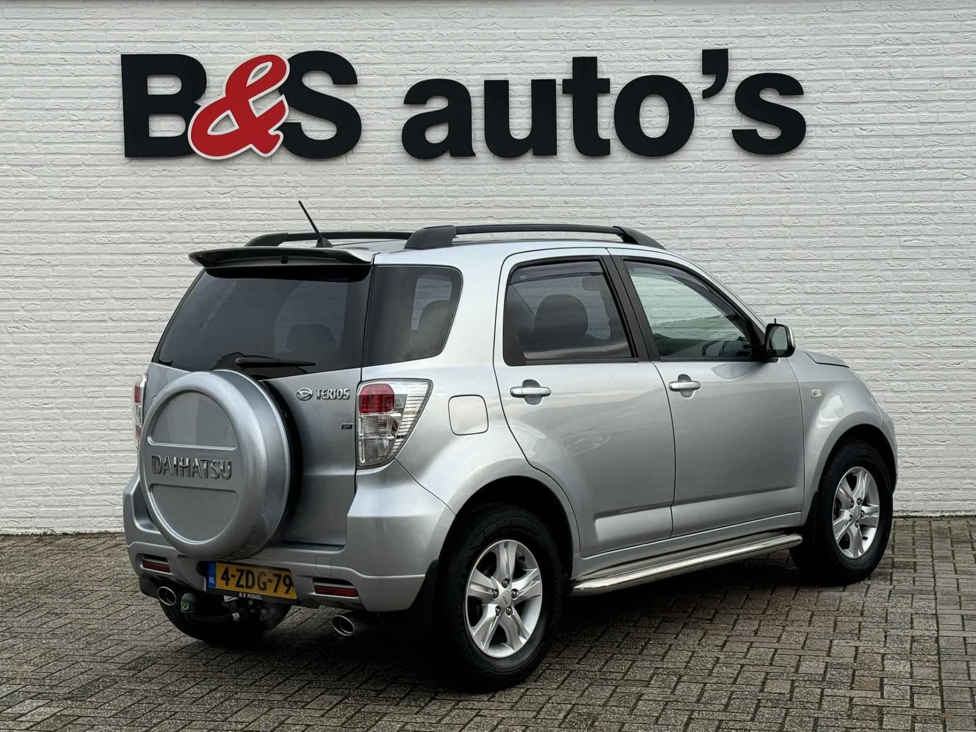 Daihatsu Terios 1.5-16v Explore 2WD Automaat Cruise Airco Navigatie Dab Usb Trekhaak - 3/43