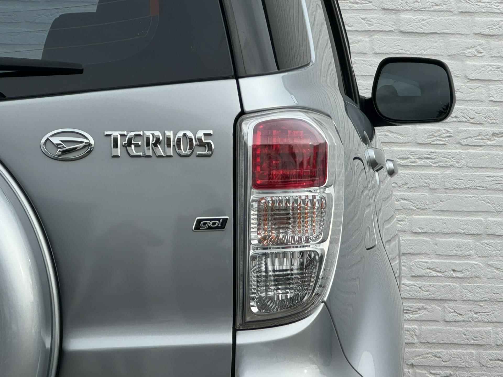 Daihatsu Terios 1.5-16v Explore 2WD Automaat Cruise Airco Navigatie Dab Usb Trekhaak - 18/43