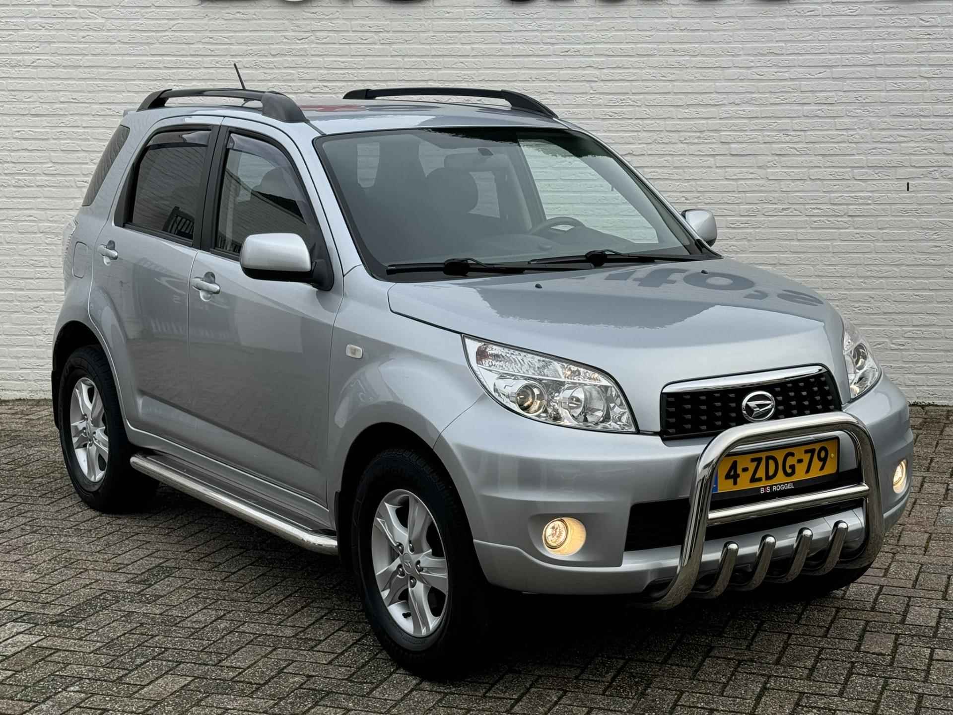 Daihatsu Terios 1.5-16v Explore 2WD Automaat Cruise Airco Navigatie Dab Usb Trekhaak - 35/43