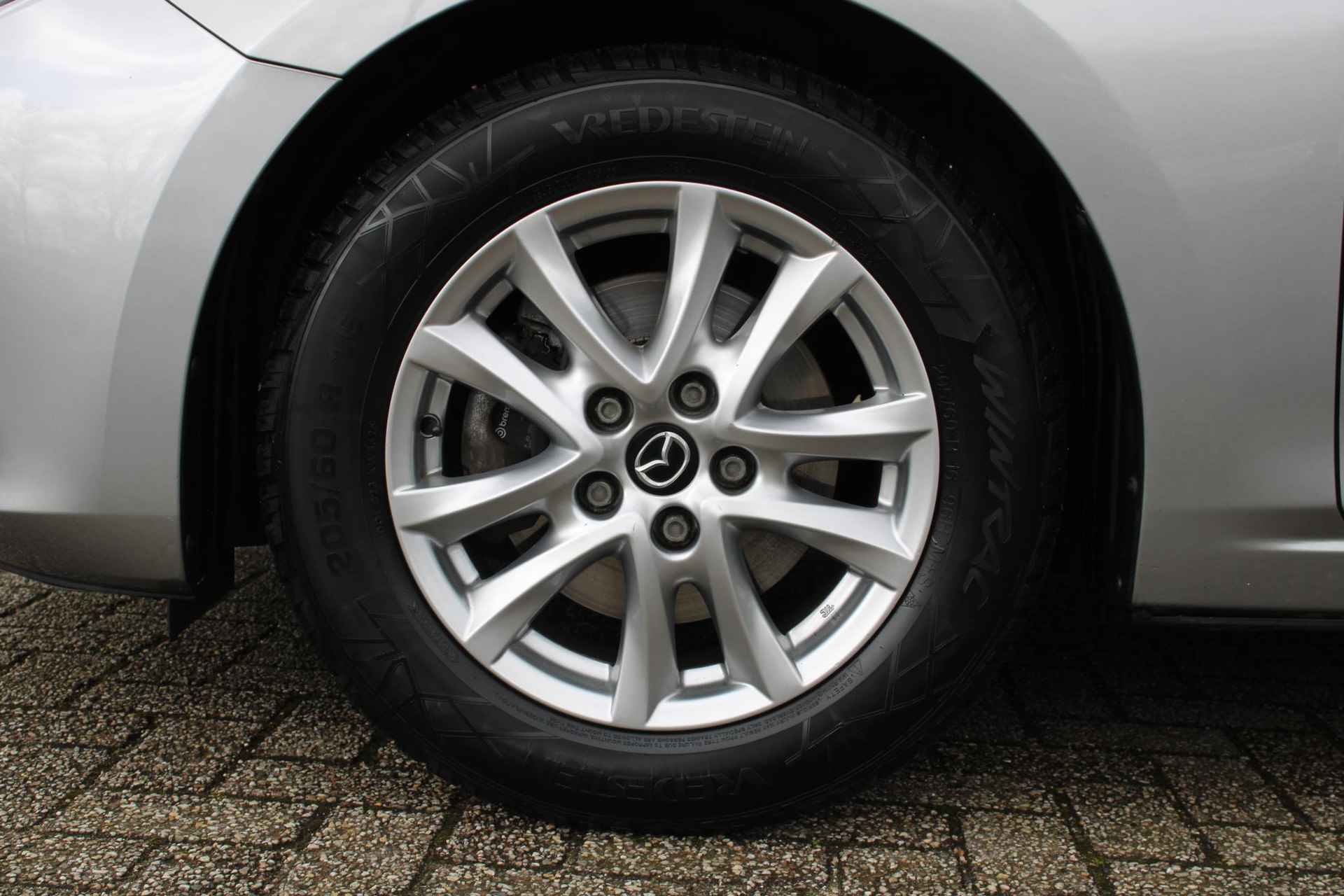 Mazda 3 2.0 Skylease NAVI | CLIMA | PARKEERSENSOREN | NL AUTO | WINTERBANDEN | - 18/35