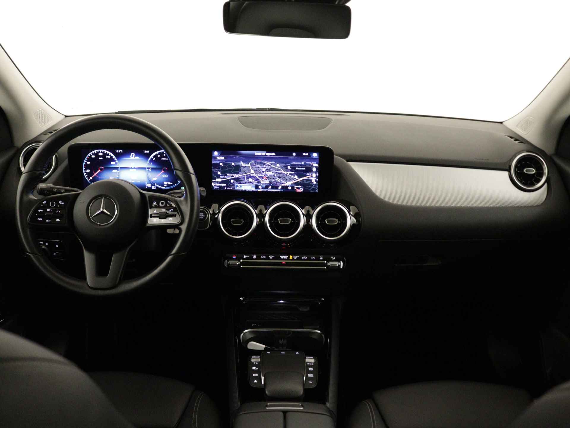 Mercedes-Benz GLA 250 e Progressive Plug-In Hybride | Panoramadak | 360° camera | Trekhaak | Distronic | Apple Carplay | Inclusief 24 maanden MB Certified garantie voor Europa. - 6/47
