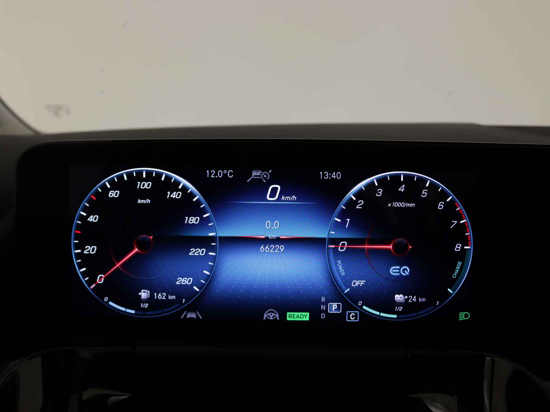 Mercedes-Benz GLA 250 e Progressive Plug-In Hybride | Panoramadak | 360° camera | Trekhaak | Distronic | Apple Carplay | Inclusief 24 maanden MB Certified garantie voor Europa. - 7/47