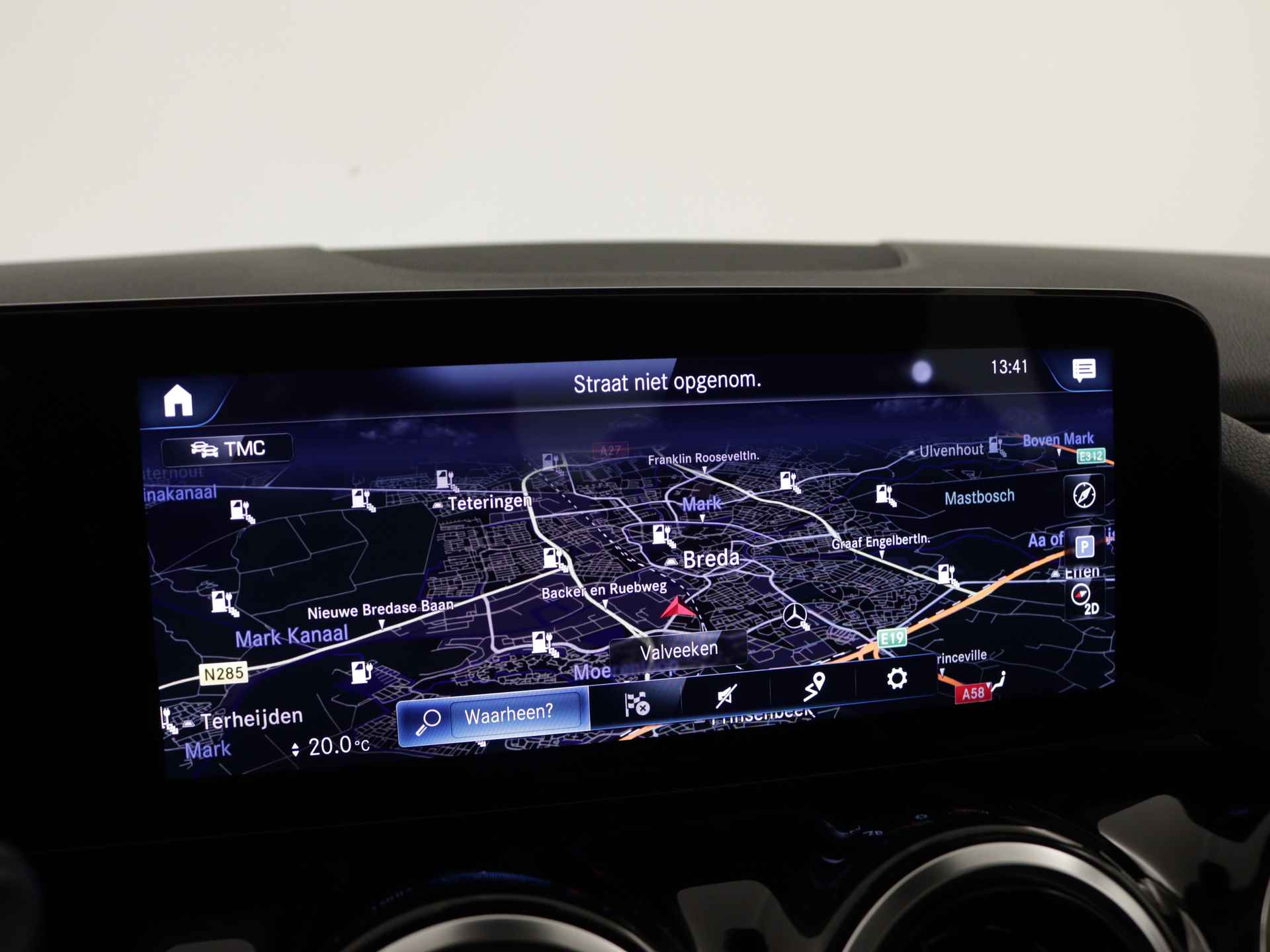Mercedes-Benz GLA 250 e Progressive Plug-In Hybride | Panoramadak | 360° camera | Trekhaak | Distronic | Apple Carplay | Inclusief 24 maanden MB Certified garantie voor Europa. - 10/47