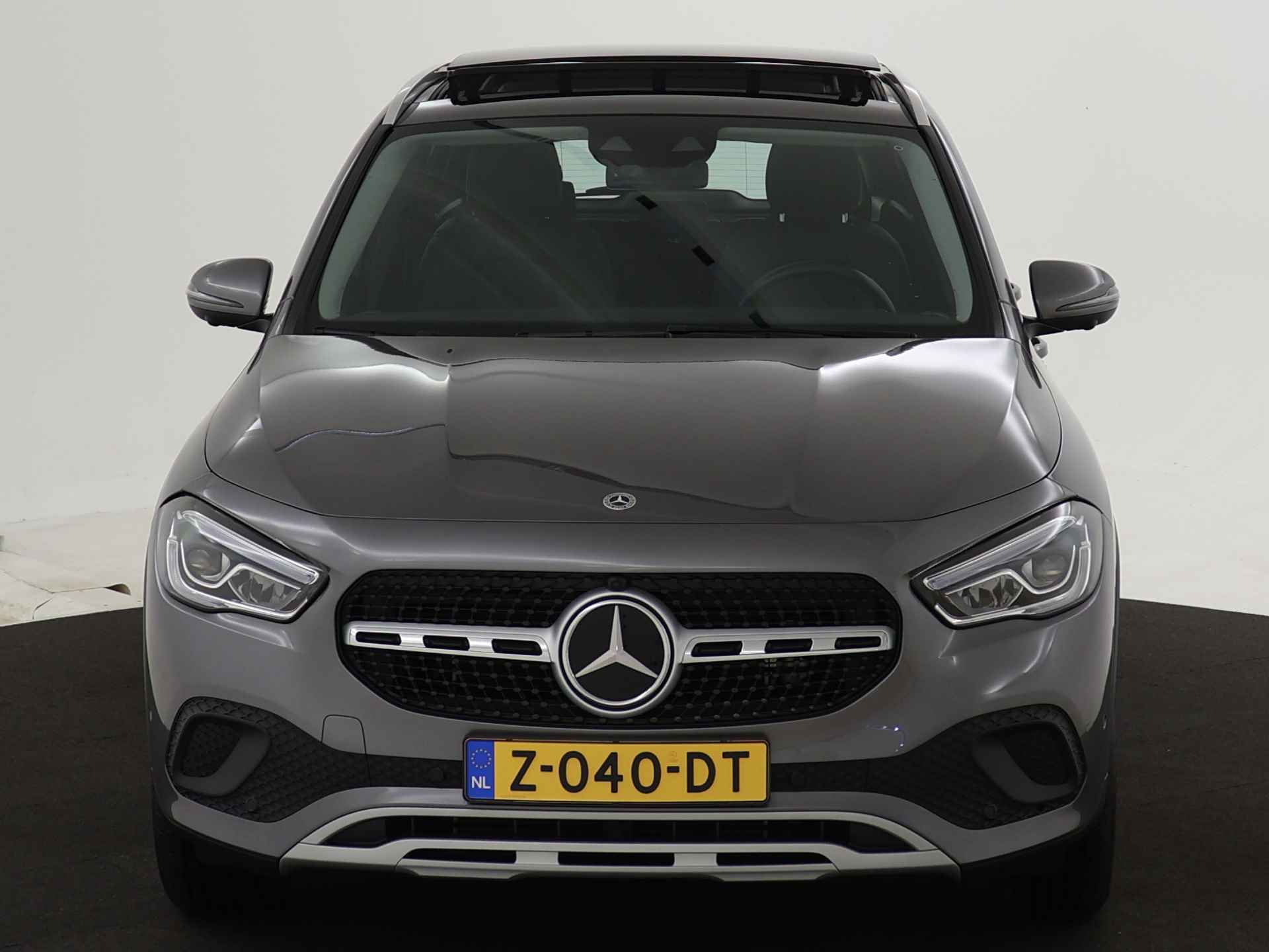 Mercedes-Benz GLA 250 e Progressive Plug-In Hybride | Panoramadak | 360° camera | Trekhaak | Distronic | Apple Carplay | Inclusief 24 maanden MB Certified garantie voor Europa. - 28/47