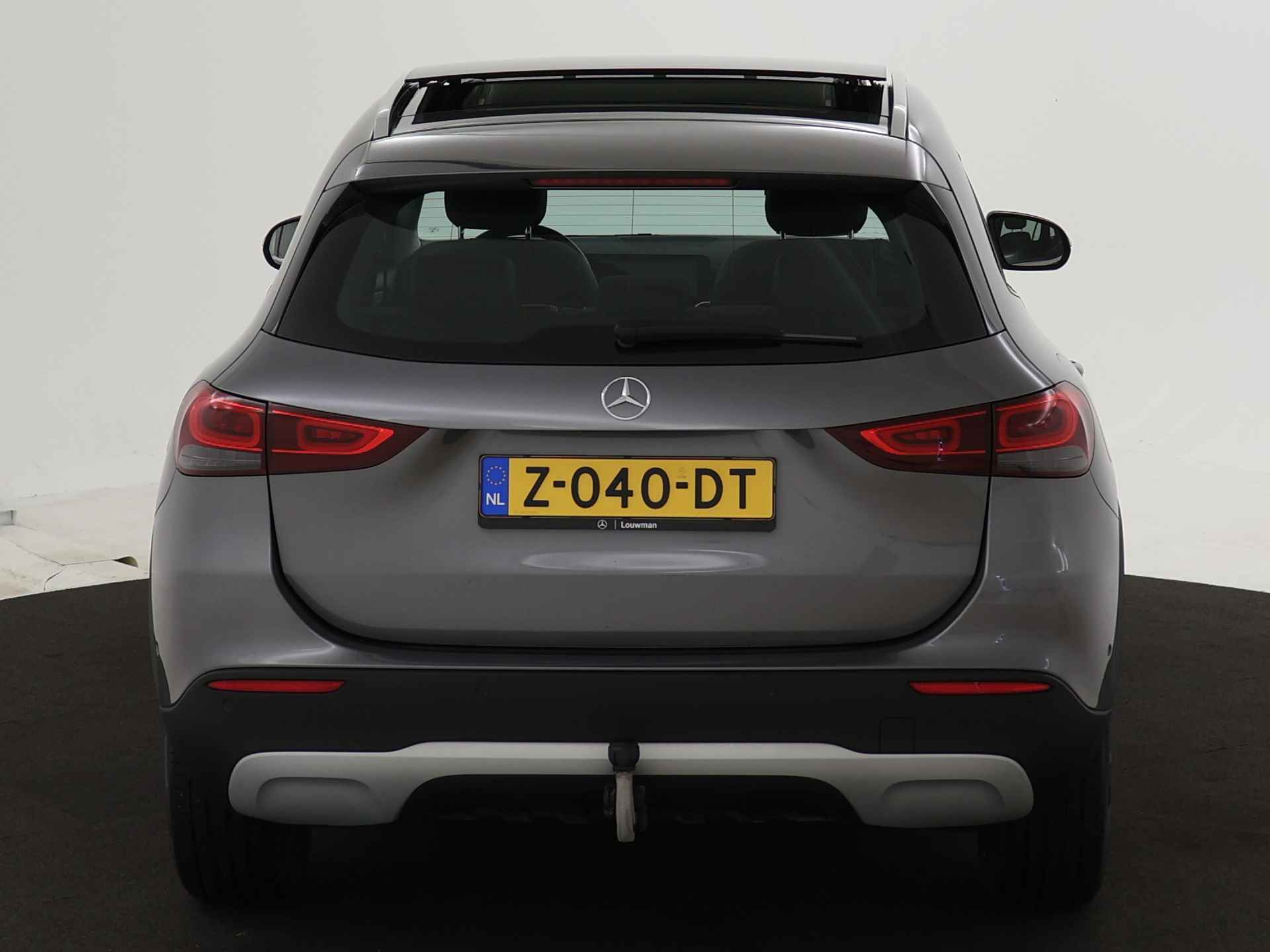 Mercedes-Benz GLA 250 e Progressive Plug-In Hybride | Panoramadak | 360° camera | Trekhaak | Distronic | Apple Carplay | Inclusief 24 maanden MB Certified garantie voor Europa. - 30/47